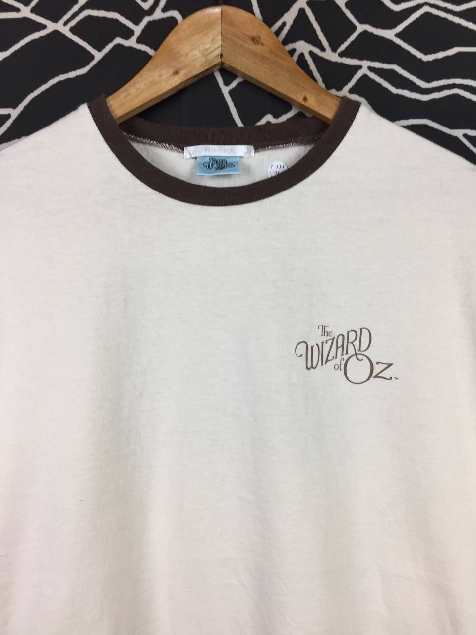Japanese Brand Retro Girl Japan The Wizard of Oz Movie Long Sleeve Tee Size US XL / EU 56 / 4 - 6 Thumbnail