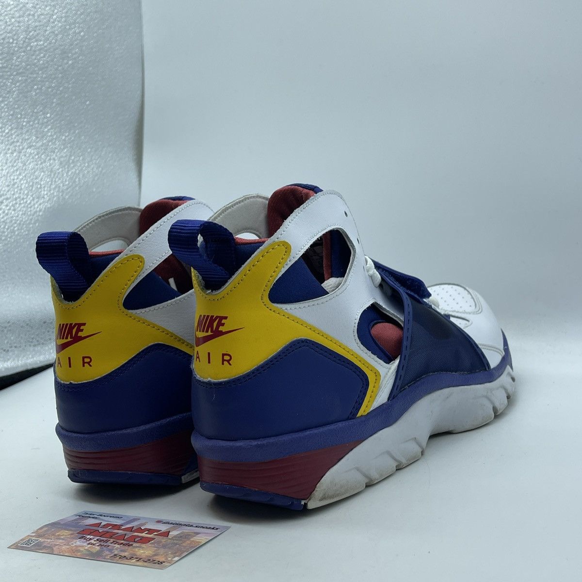 Nike Air trainer huarache OG Size US 10 / EU 43 - 5 Thumbnail