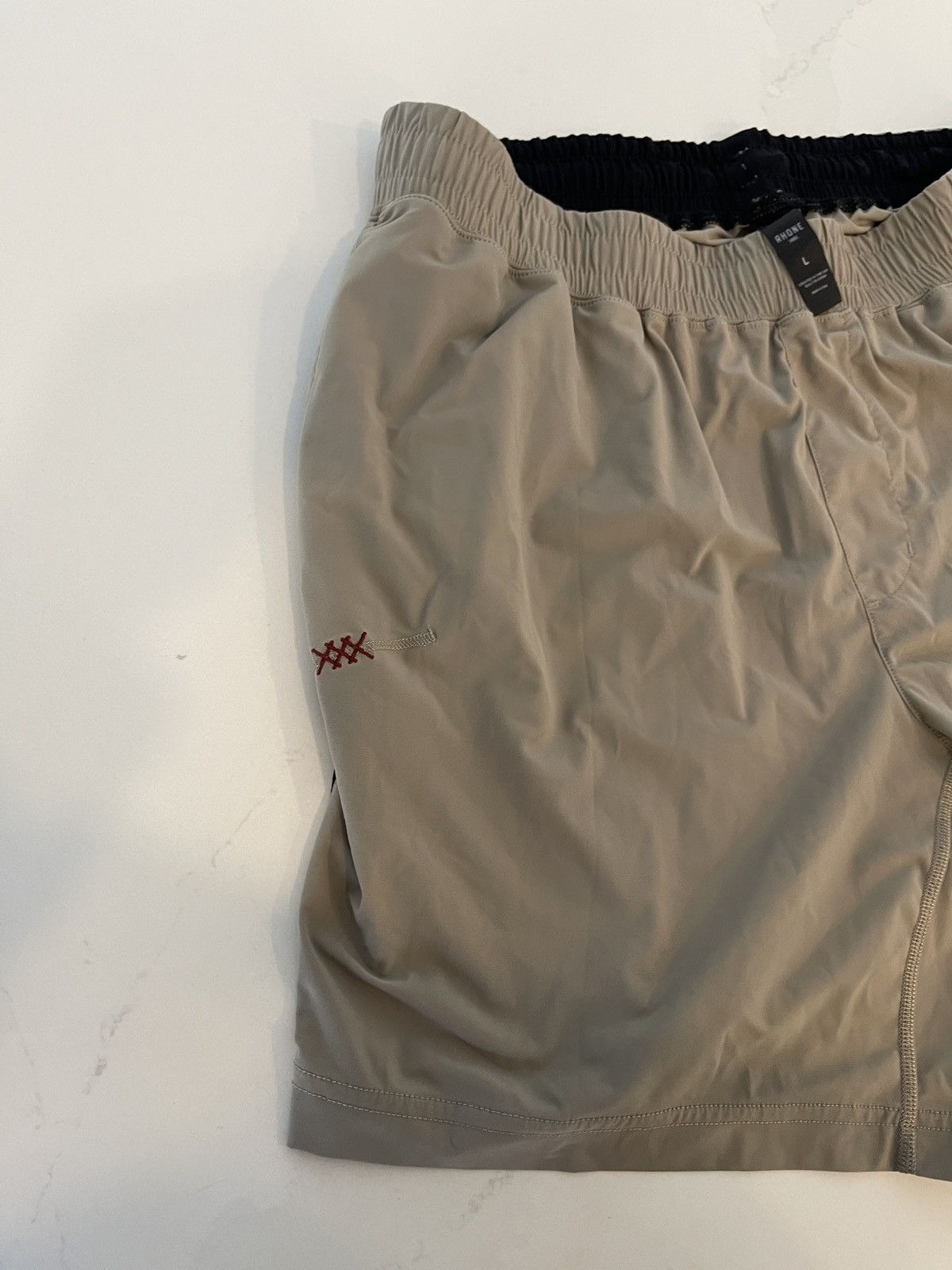 Rhone Rhone Shorts Size Large Size US 32 / EU 48 - 2 Thumbnail