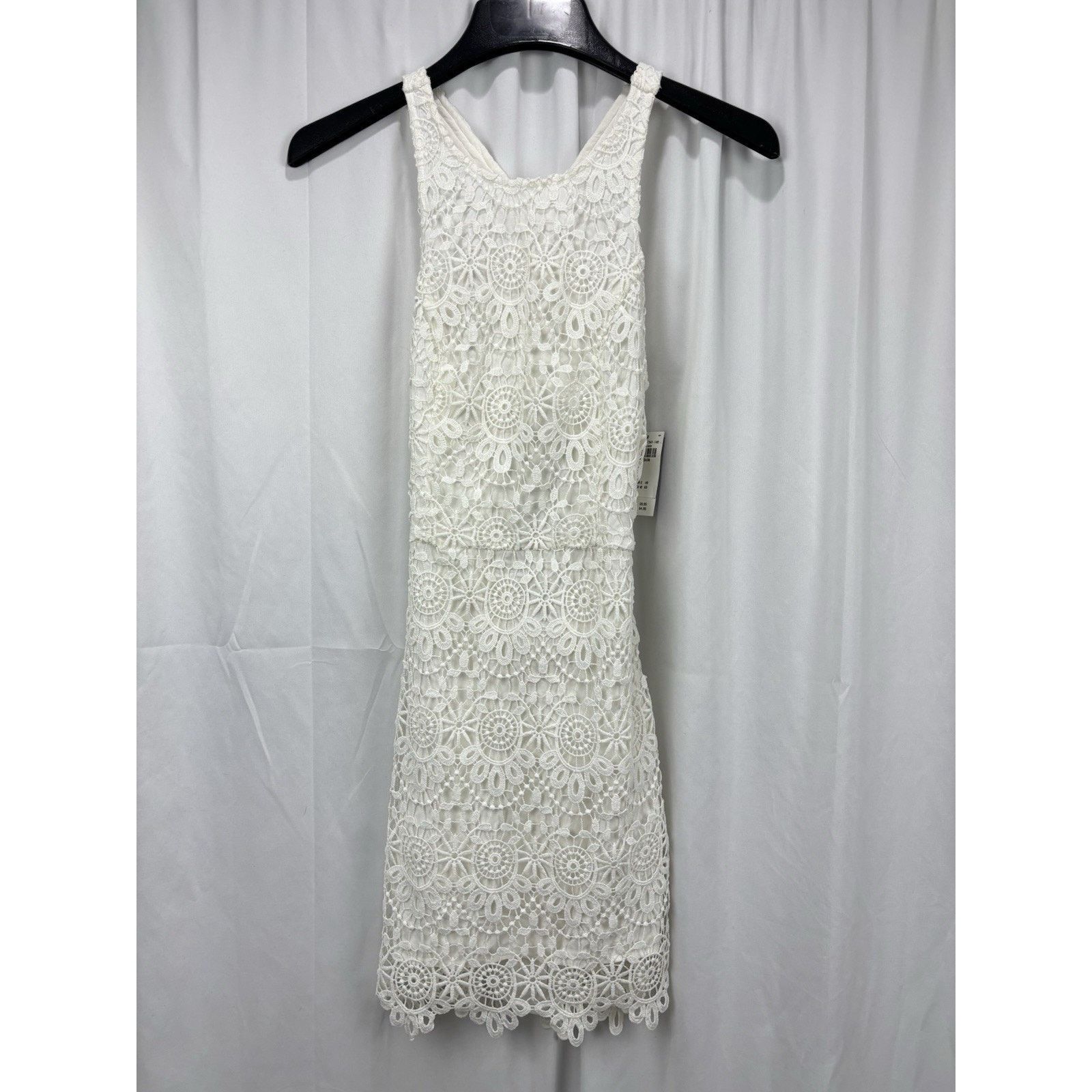 Hollister Ladies Hollister White Lace Scalloped Edge Mini Dress Size M Size M / US 6-8 / IT 42-44 - 1 Thumbnail