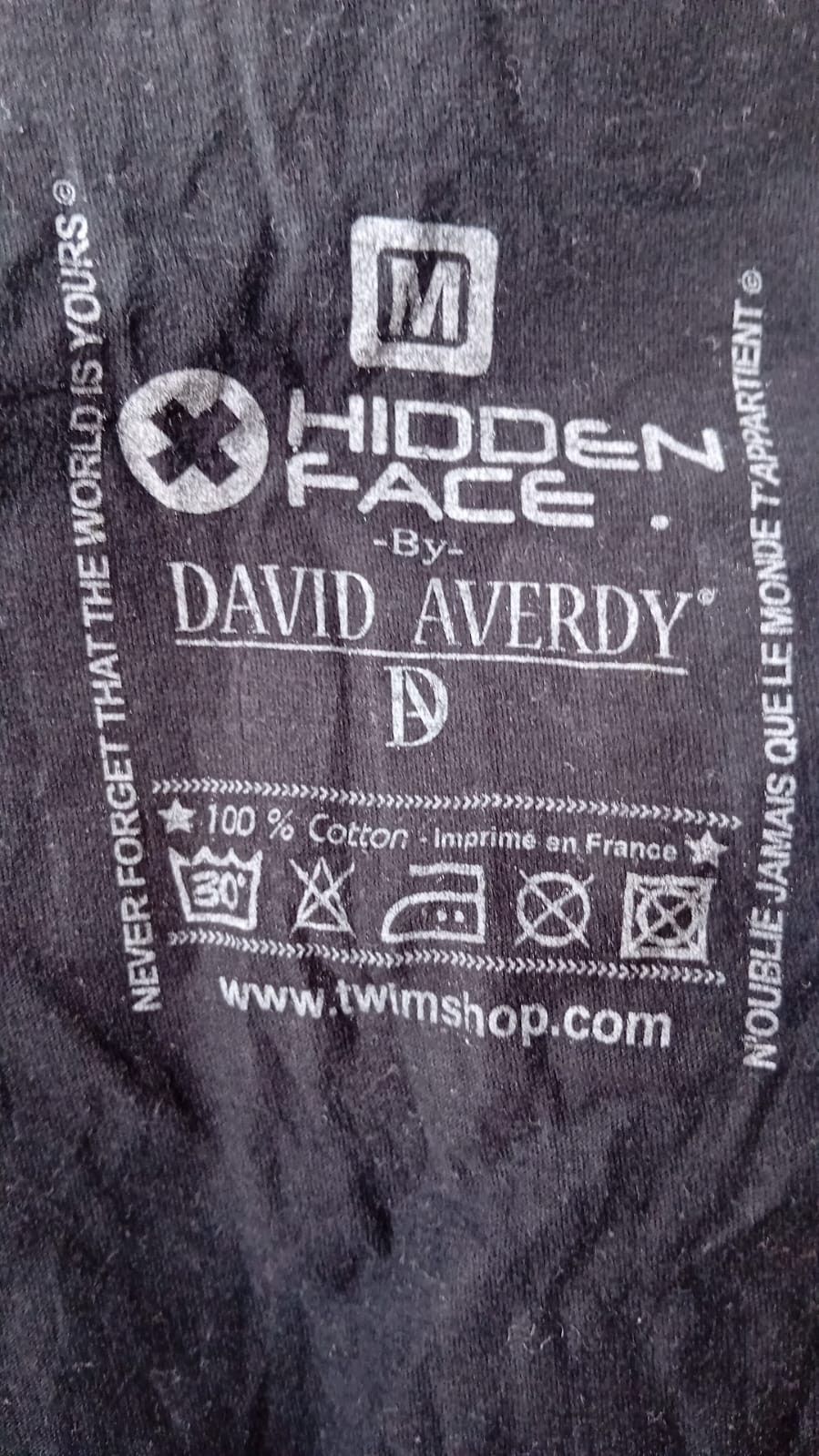 Other Hidden Face by David Averdy Double Sided t-shirt sz M Size US M / EU 48-50 / 2 - 3 Thumbnail