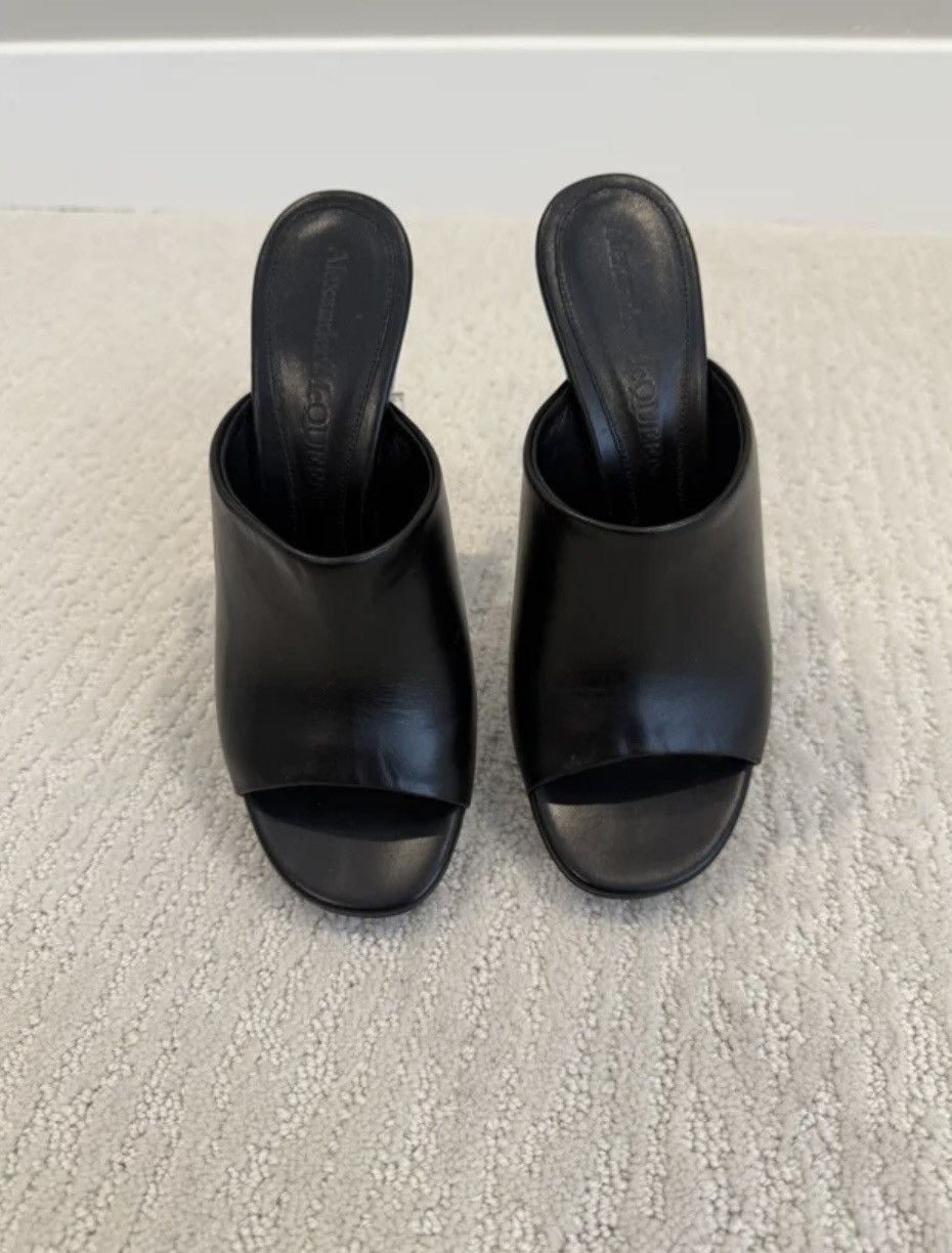 Alexander McQueen Alexander McQueen Leather Mule Size US 7.5 / IT 37.5 - 3 Thumbnail