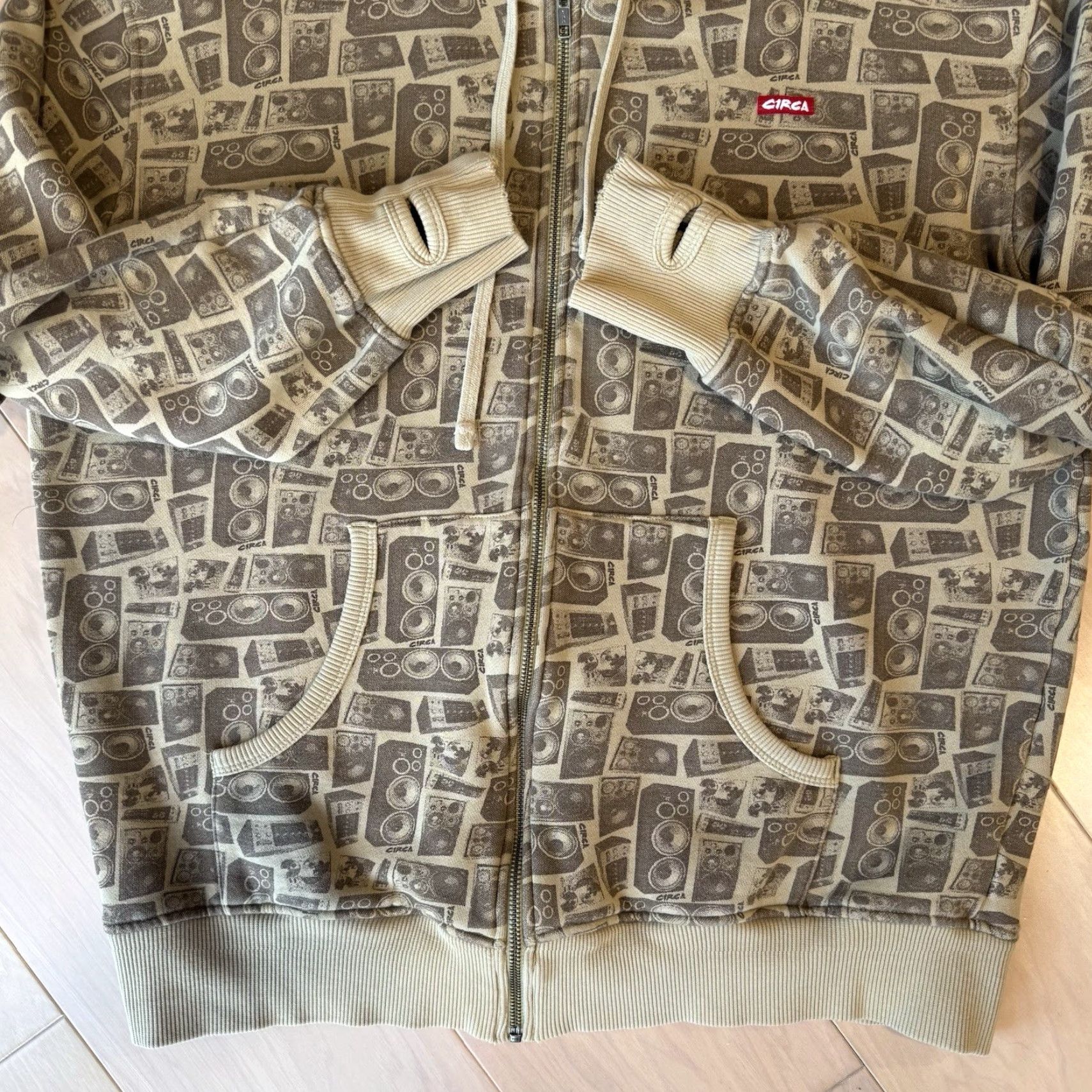 Vintage VINTAGE Circa Skateboards Jacket M Brown Full Zip Fleece Streetwear Punk AOP Mens Size US M / EU 48-50 / 2 - 6 Thumbnail