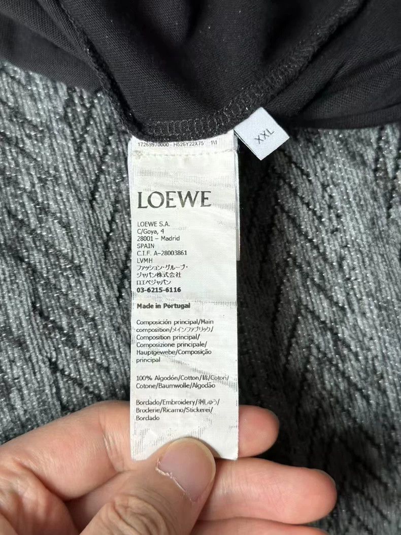 Loewe loewe Black embroidered logo short sleeve 2506-Nextarrow Size US XXL / EU 58 / 5 - 4 Thumbnail