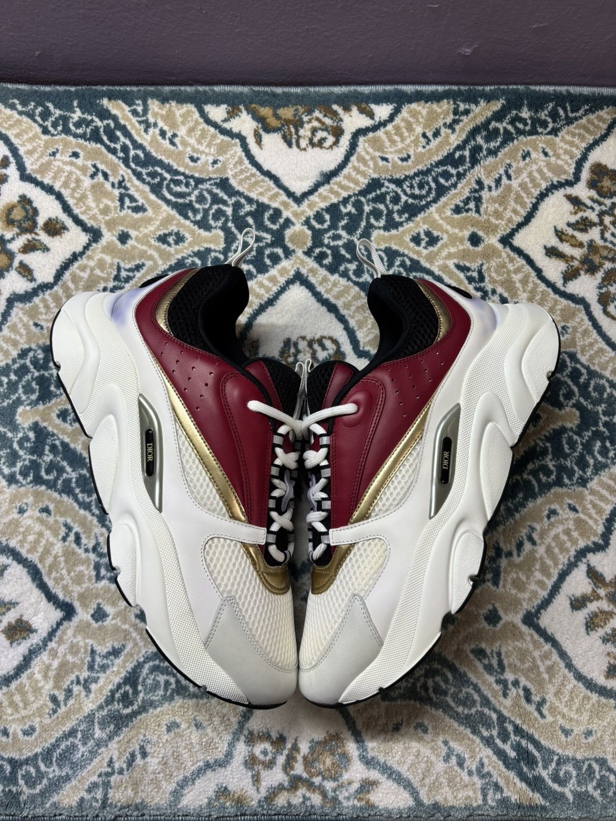 Dior B22 Burgundy White