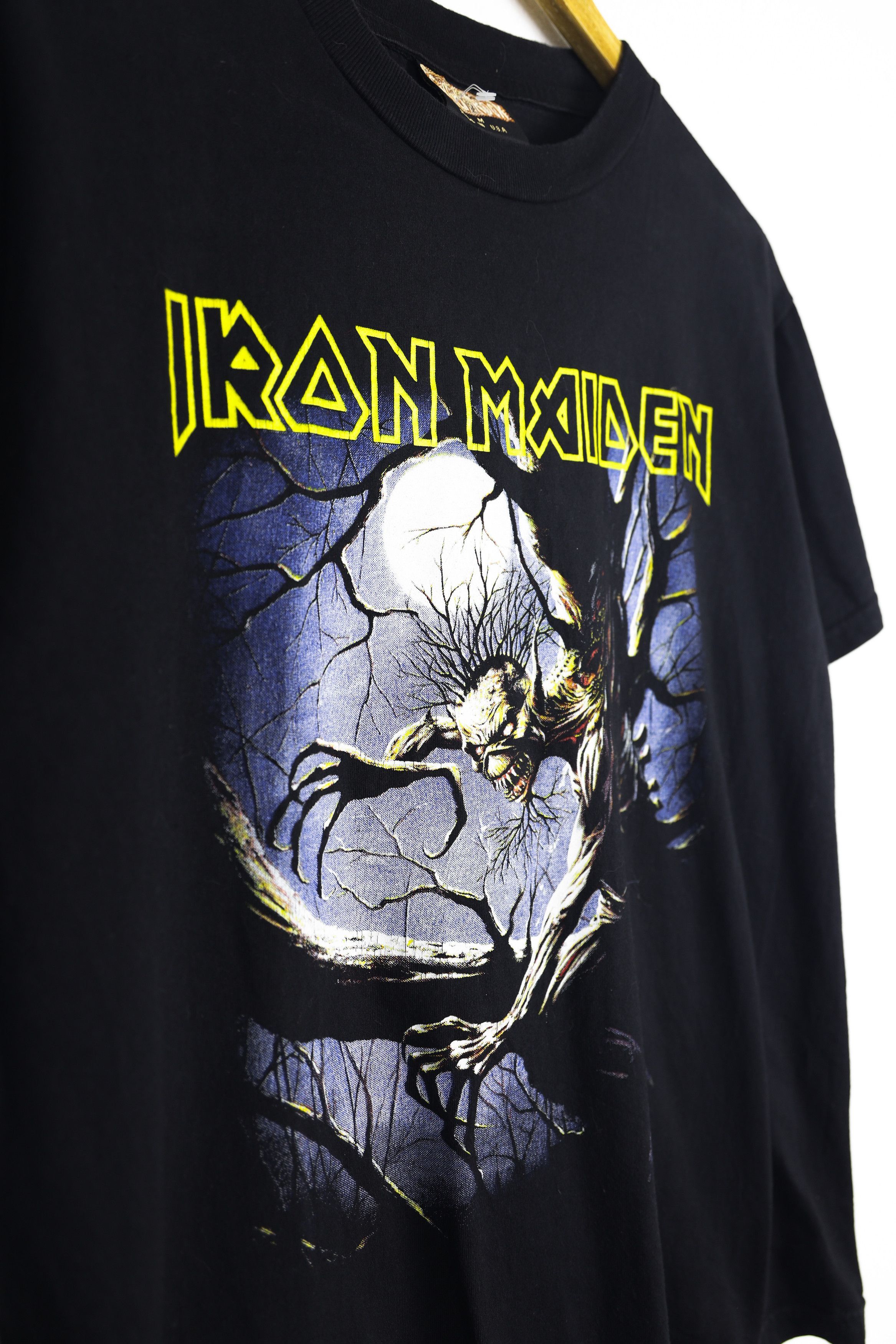 Band Tees × Iron Maiden × Vintage Vintage Iron Maiden Graphic Print Merch Tee T-shirt Size US M / EU 48-50 / 2 - 4 Thumbnail