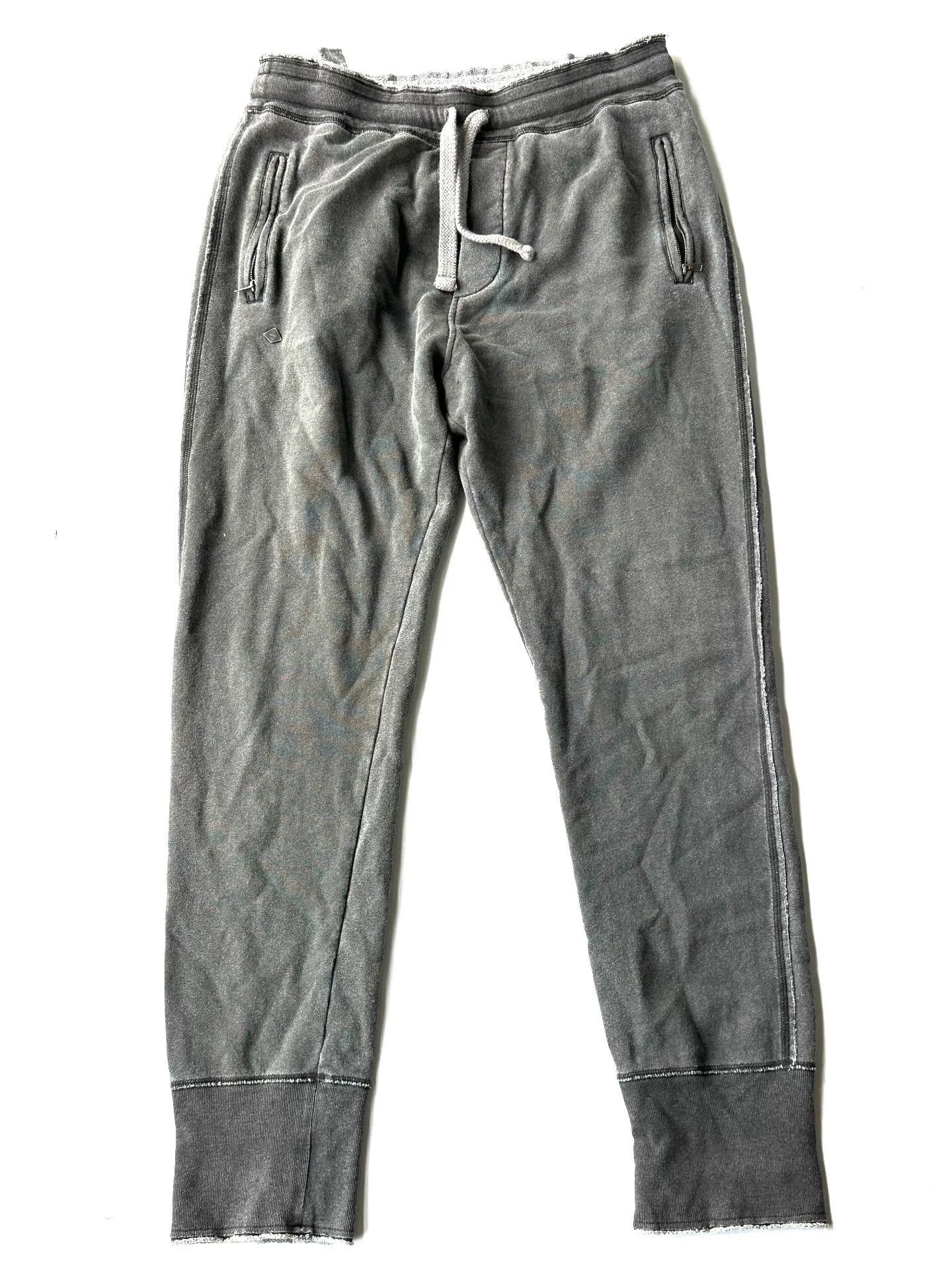Dolce & Gabbana Dolce & Gabbana Sweatpants Size US 32 / EU 48 - 1 Thumbnail