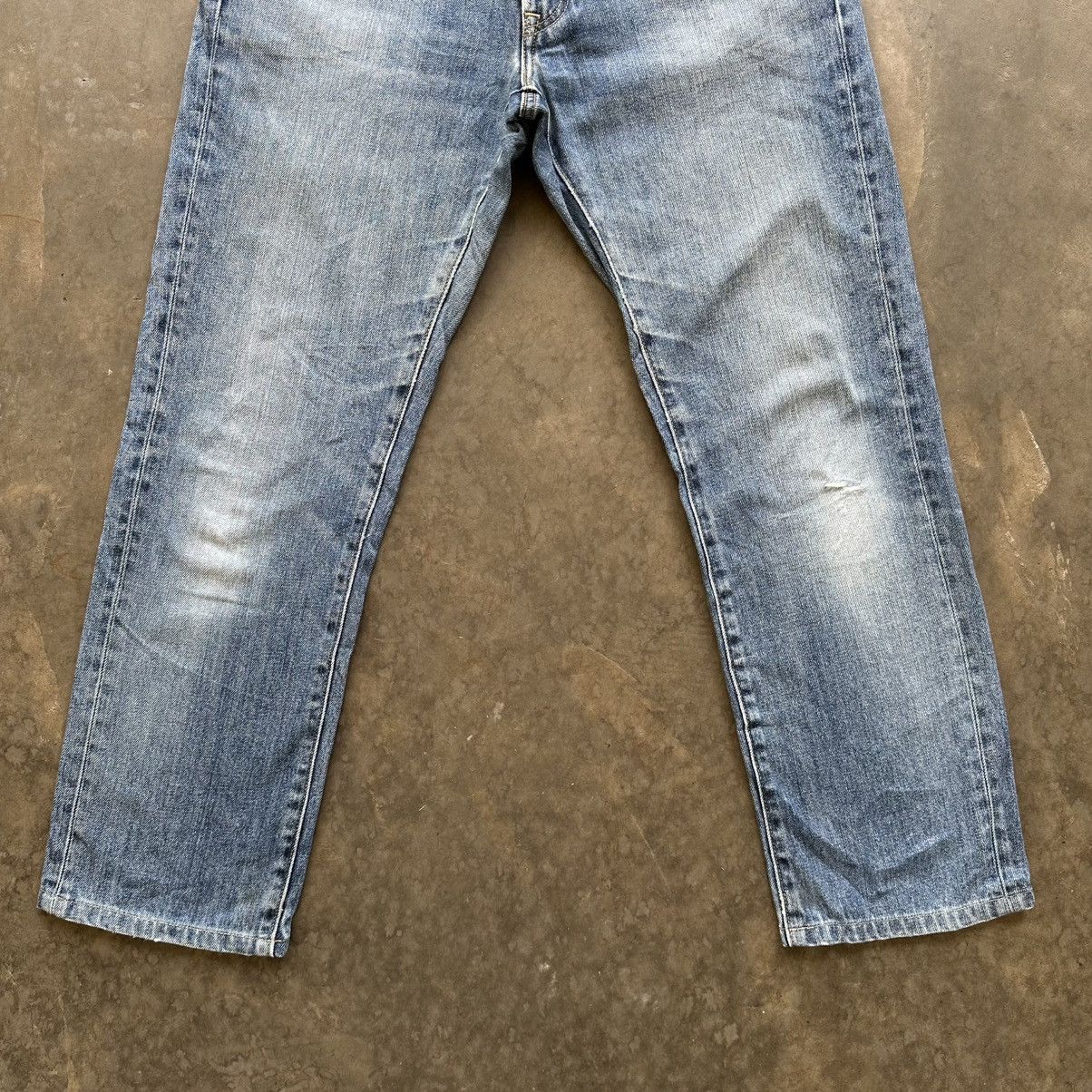 Japanese Brand Vintage Japanese Distress Faded Denim Jean Pant W33 Size US 33 - 2 Thumbnail