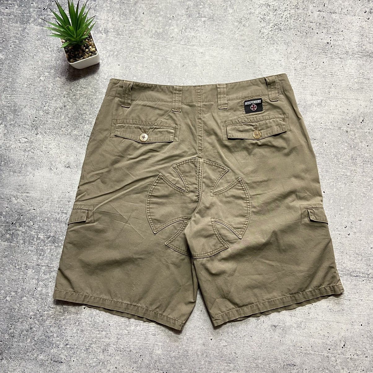 Independent Truck Co. × Vintage 📌 Vintage Independent Truck Co Cargo Shorts Size US 34 / EU 50 - 1 Thumbnail
