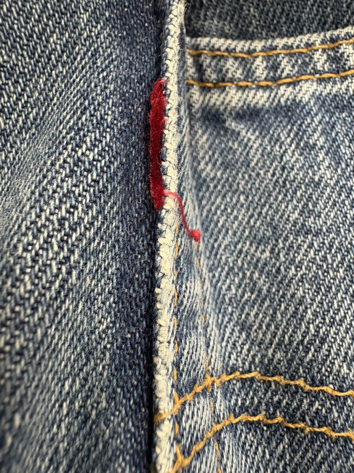 Levi's Vintage Clothing Vintage Levi’s 501 Made in UK Jeans W32 L32 90s Y2K Bitton Size US 32 / EU 48 - 7 Thumbnail