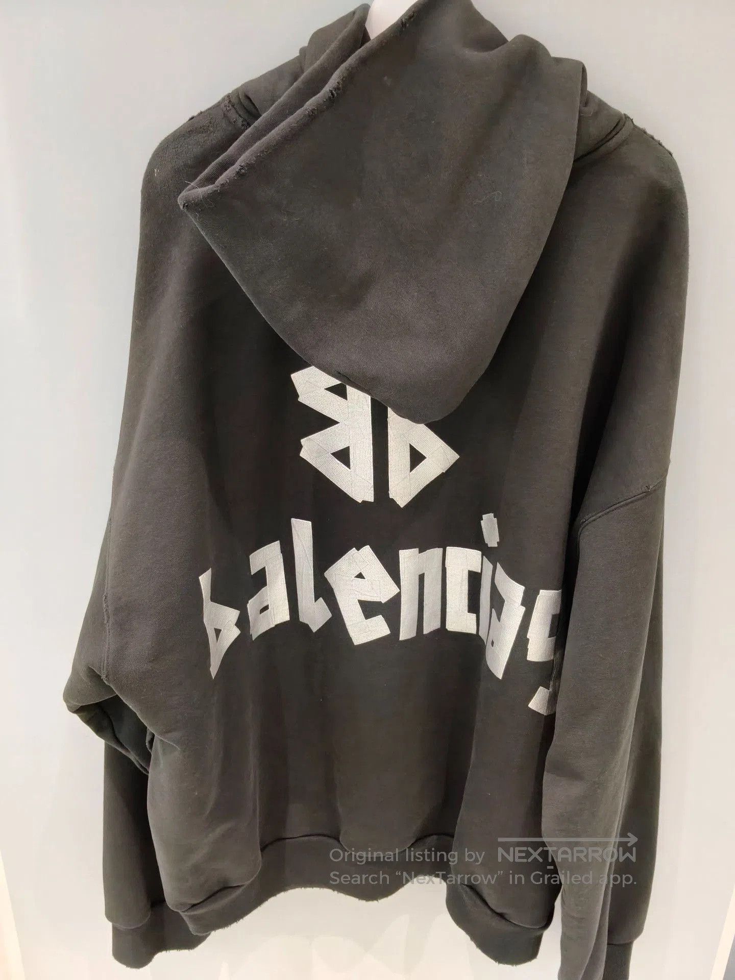 Balenciaga Balenciaga Logo Hooded Sweatshirt. Size US L / EU 52-54 / 3 - 4 Thumbnail