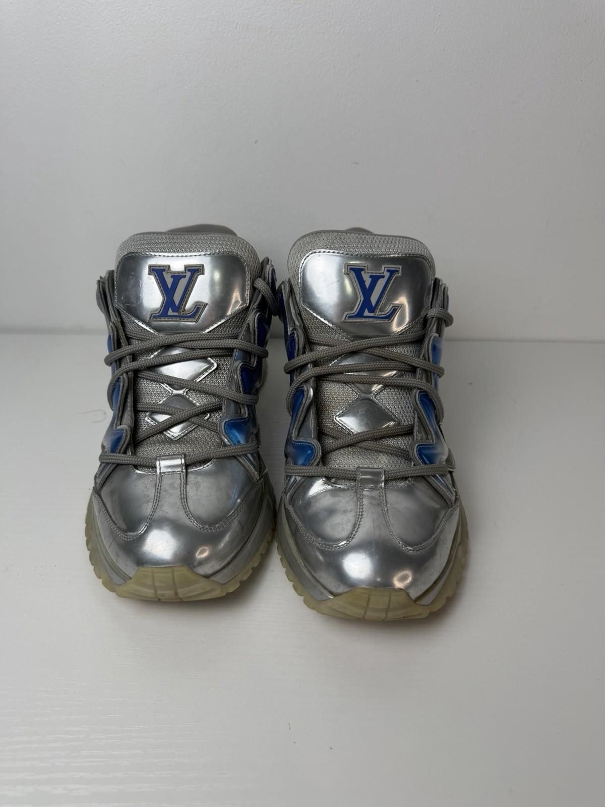 Louis Vuitton Louis Vuitton Zig Zag Sneaker Silver Blue SZ 7 LV (US 9) Size US 9 / EU 42 - 2 Thumbnail