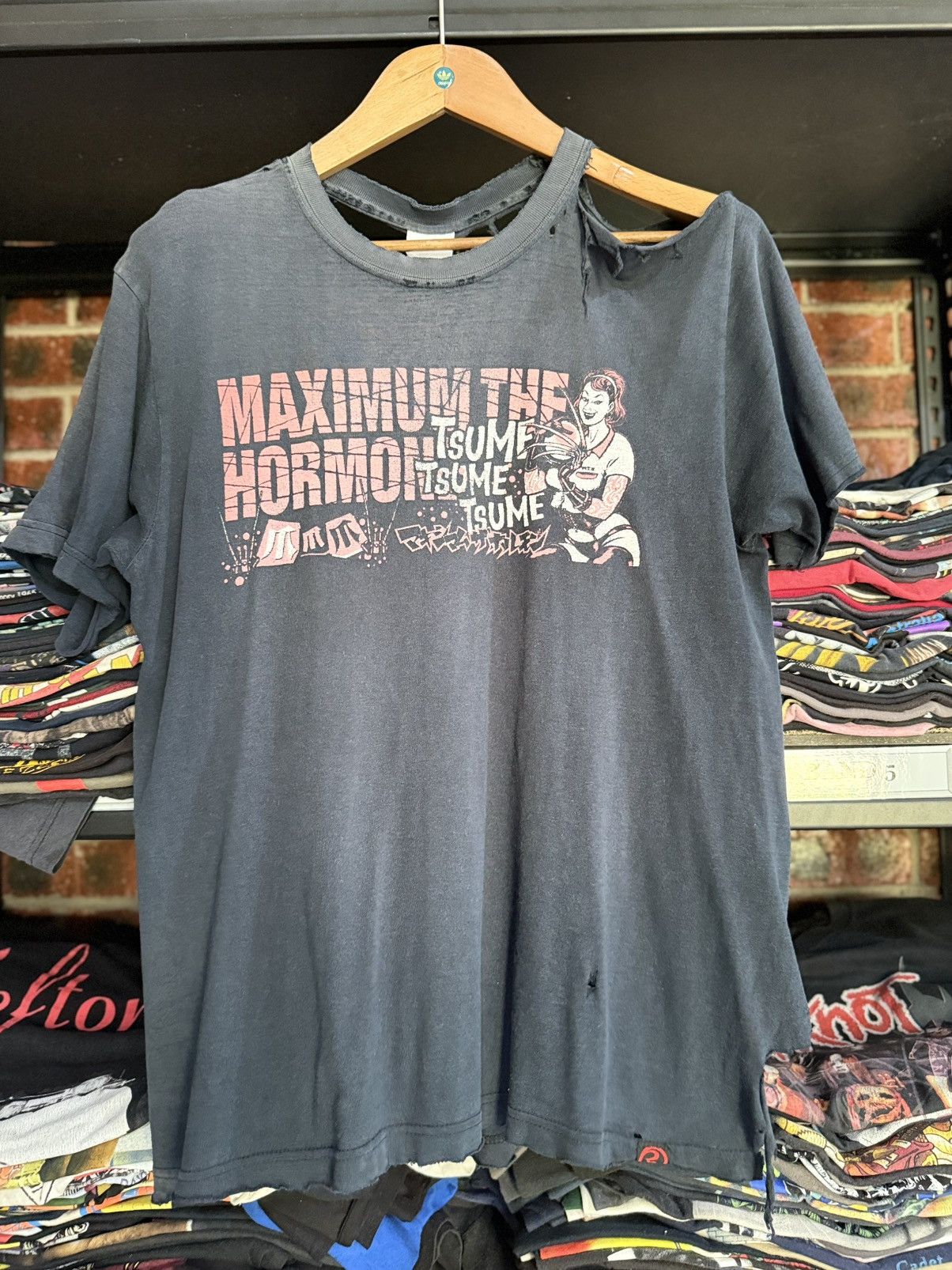Band Tees Thrashed Vintage Maximum The Hormon Tour Very Grunge Tee Size US M / EU 48-50 / 2 - 2 Thumbnail