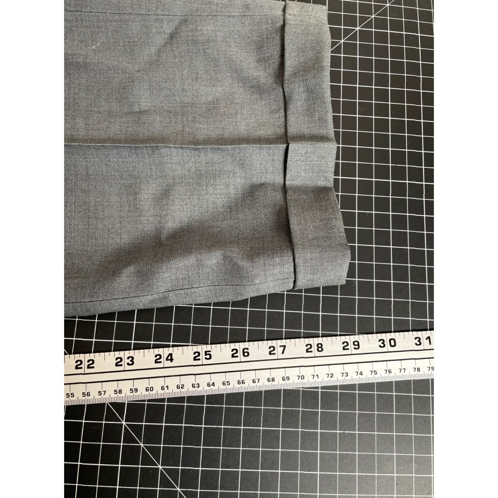 Vintage L.L. Bean Men's Wool Classic Fit Dress Pants 38 x 29 Gray Cuffed Flat Front Size US 39 - 7 Thumbnail
