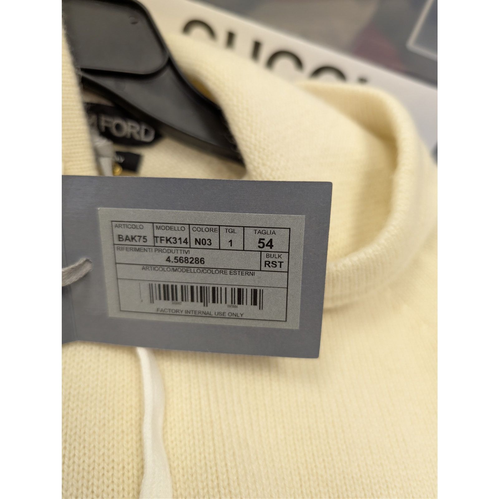 Tom Ford o1rshd1 Knitwear Hoodie in Nat Sld / Beige 54 Size US L / EU 52-54 / 3 - 17 Thumbnail