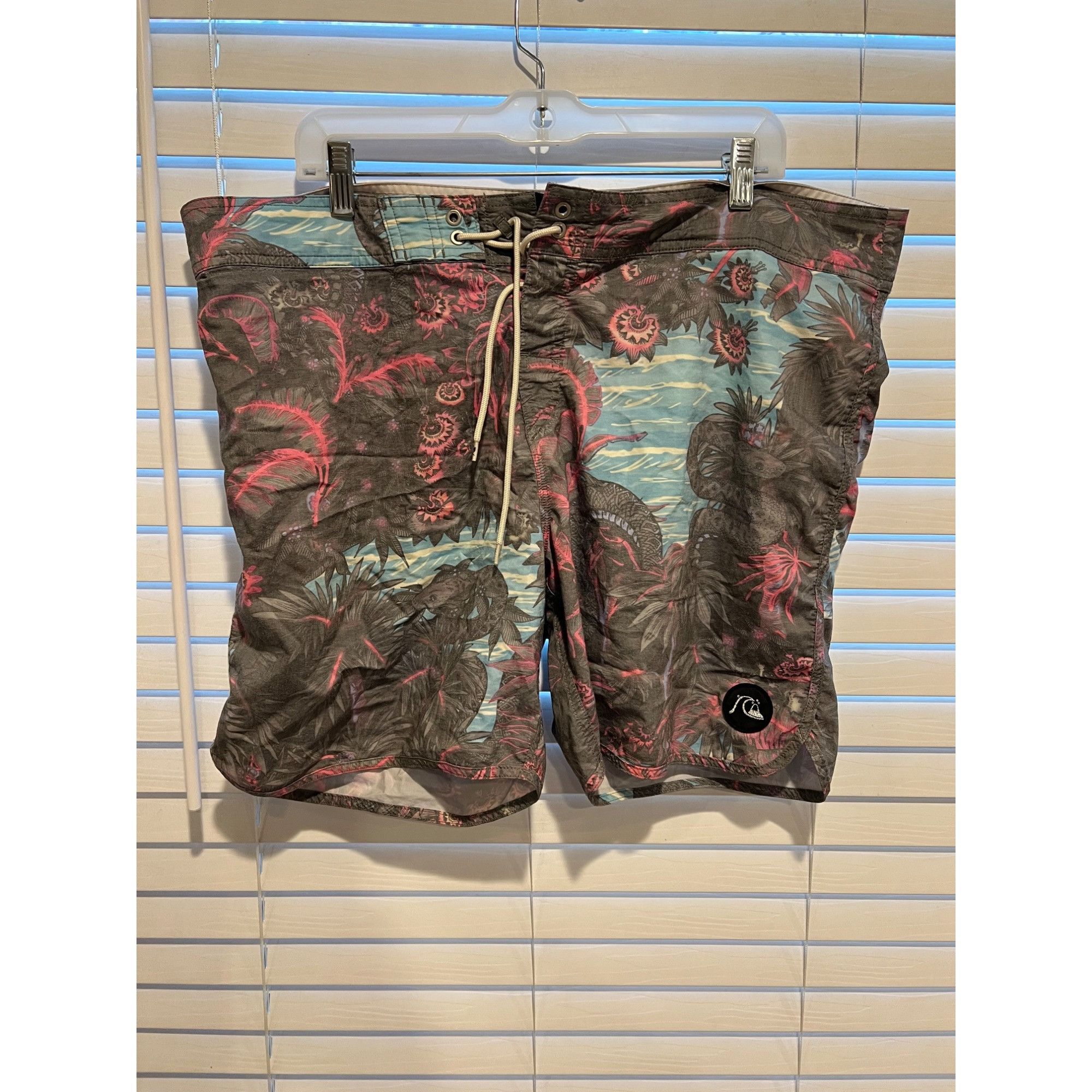 Quicksilver Quicksilver Mens Swim Shorts - Size 40 Size US 40 / EU 56 - 1 Thumbnail