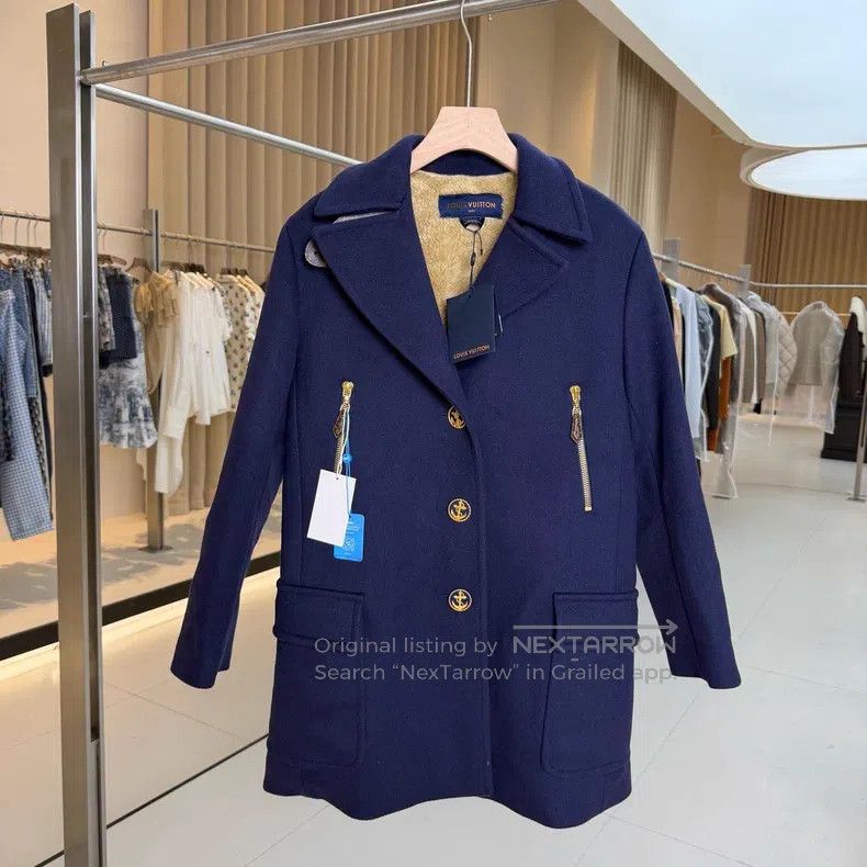 Louis Vuitton Louis Vuitton Dark blue preppy wool coat Size XS / US 0-2 / IT 36-38 - 1 Thumbnail