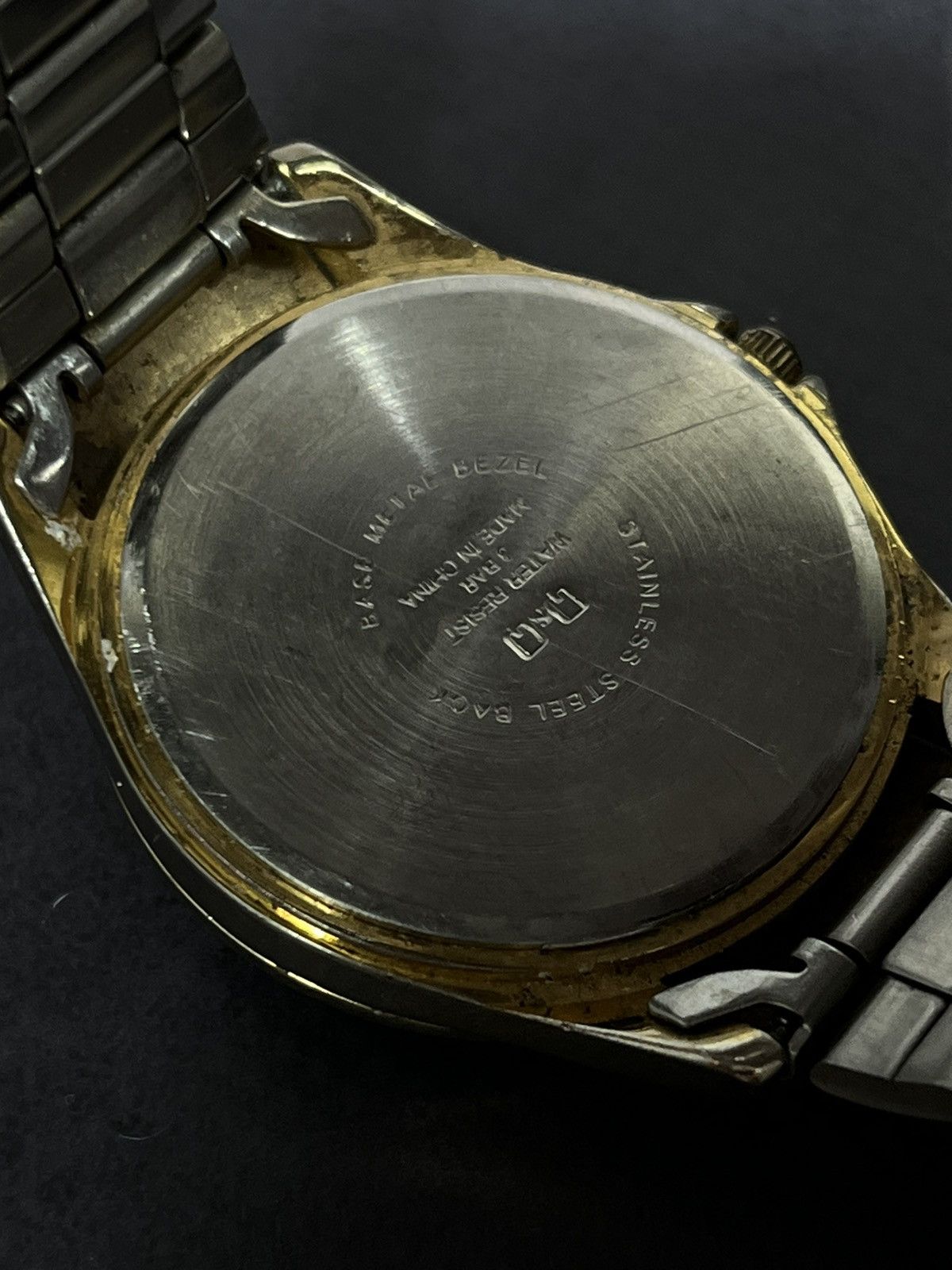 Hysteric Glamour Q&Q Gold-Tone Rhinestone Watch, Japan Quartz, Vintage Style Size ONE SIZE - 13 Thumbnail