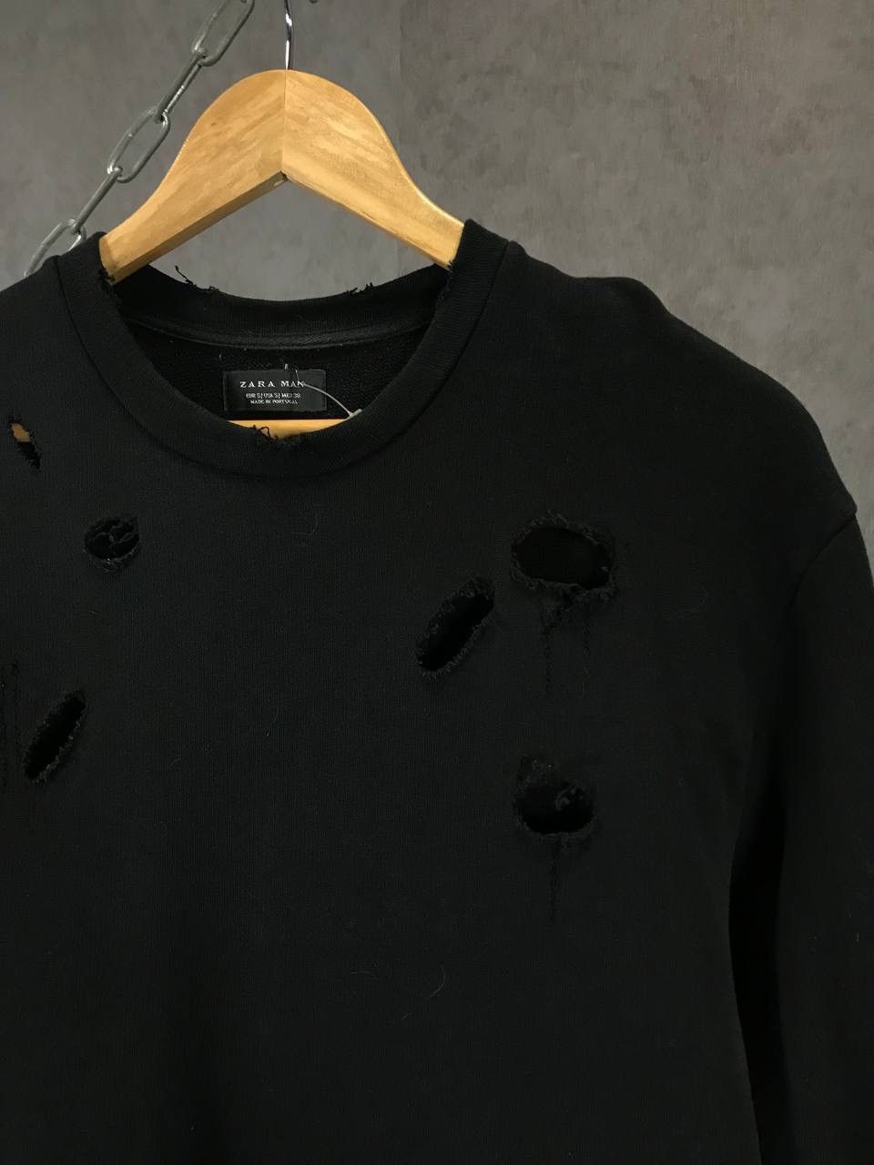 Zara Zara Man distressed avant garde sweatshirt Size US S / EU 44-46 / 1 - 2 Thumbnail