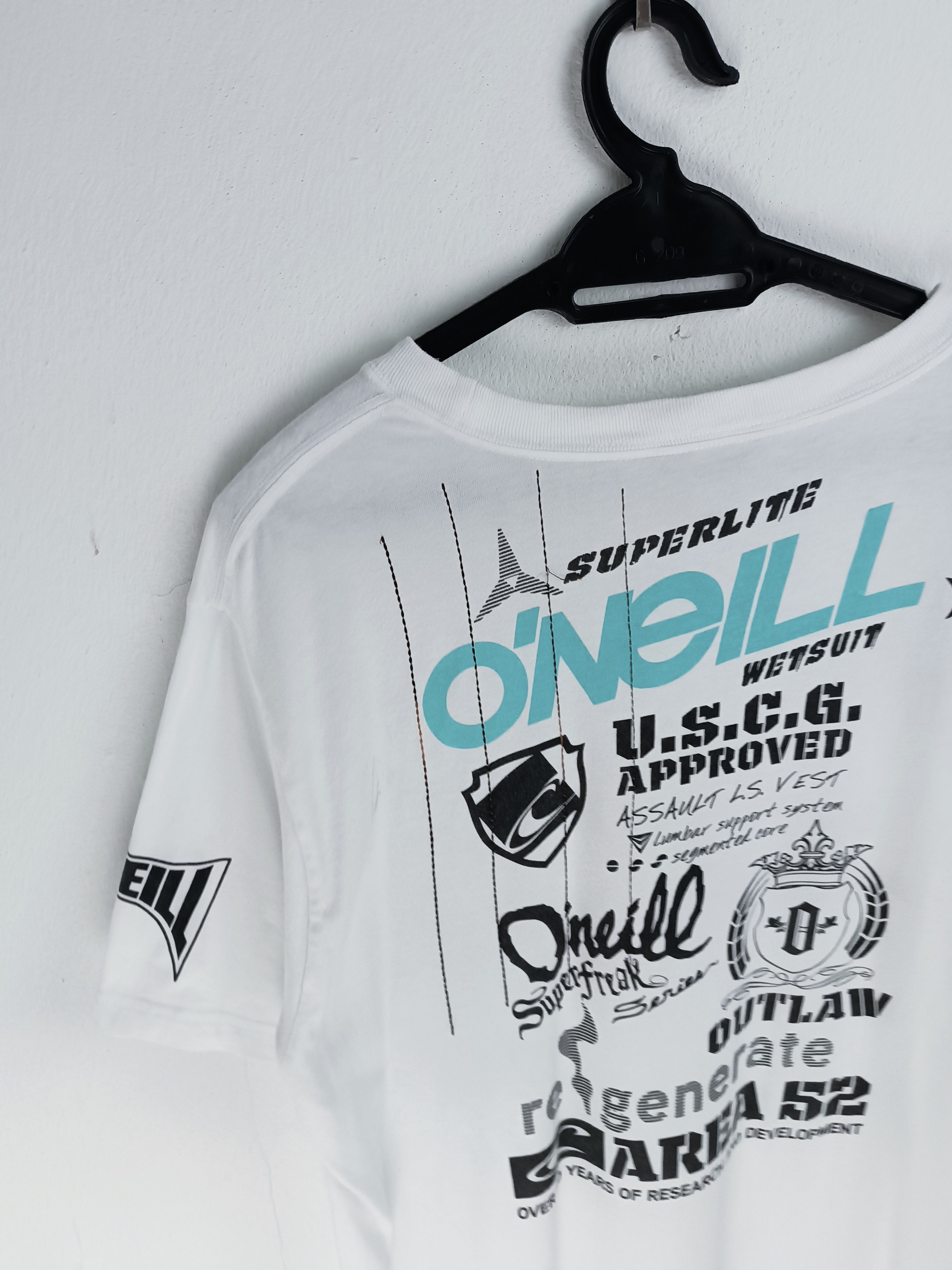 O'Neill VINTAGE O'NEILL FULL LOGO SURF LONGBOARD BEACH SUMMER TEE Size US L / EU 52-54 / 3 - 12 Thumbnail