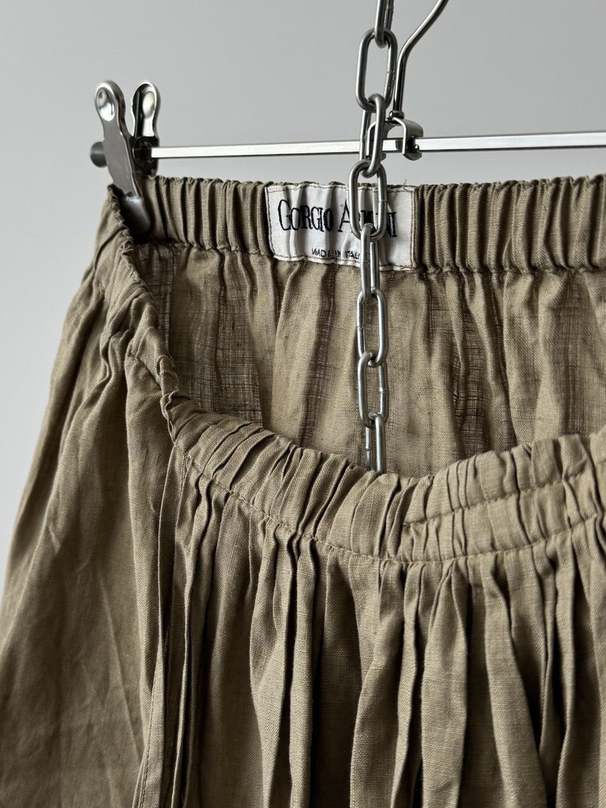 Giorgio Armani Vintage 80s Giorgio Armani Women’s Pleated Midi Skirt Size 27" / US 4 / IT 40 - 5 Thumbnail