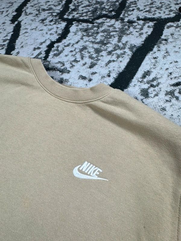 Nike Nike crewneck sweatshirt beige yellow swoosh logo L Size US L / EU 52-54 / 3 - 5 Thumbnail