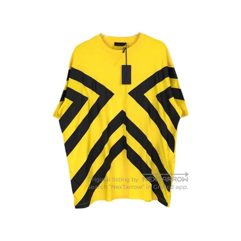 Prada Prada Yellow and black printed woollen triangle short slee Size US S / EU 44-46 / 1 - 1 Thumbnail