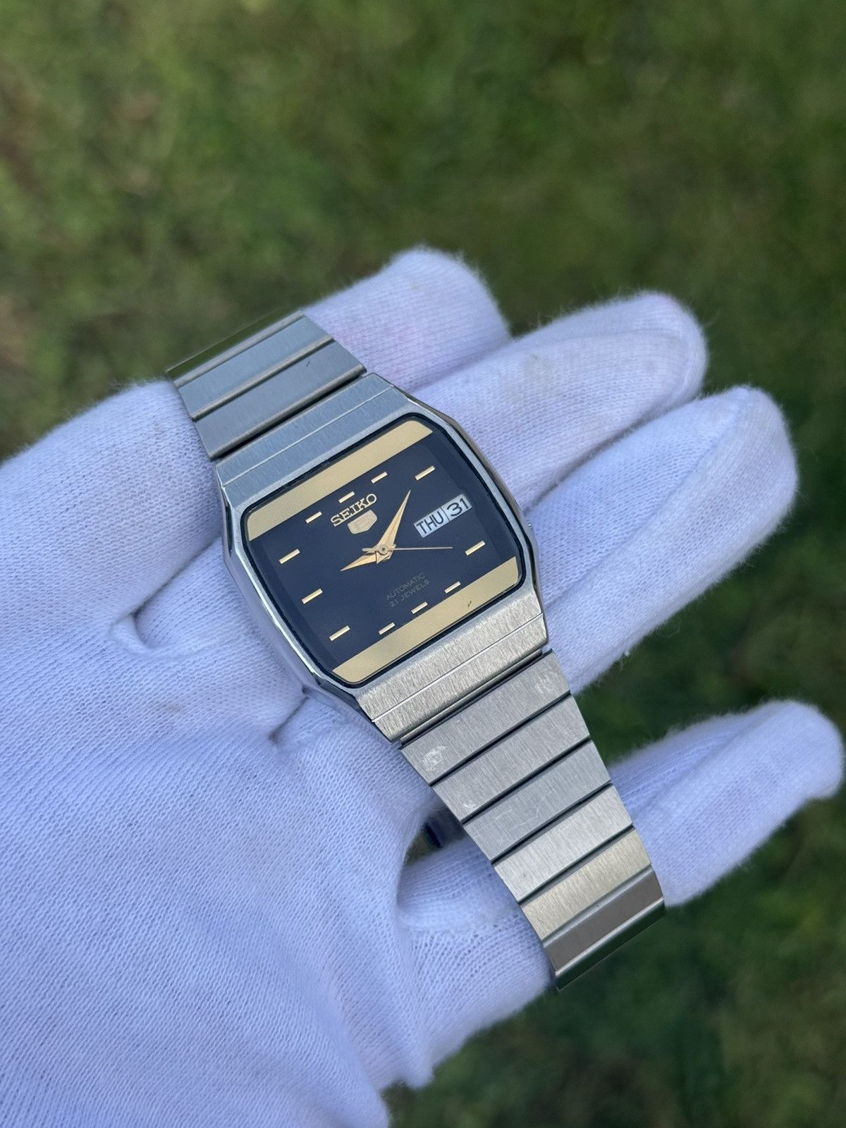 Seiko Vintage Seiko 5 Automatic Watch: black Dial, Retro TV Case Size 36 - 4 Thumbnail