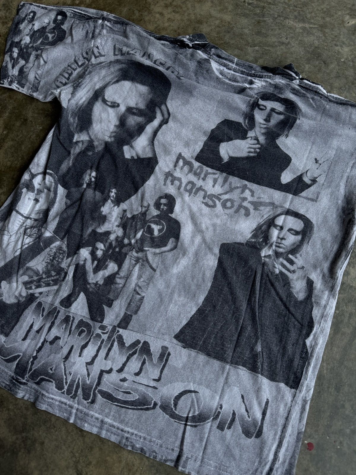 Marilyn Manson *RARE* VINTAGE MARILYN MANSON AOP METAL BAND TEE Size US M / EU 48-50 / 2 - 10 Thumbnail