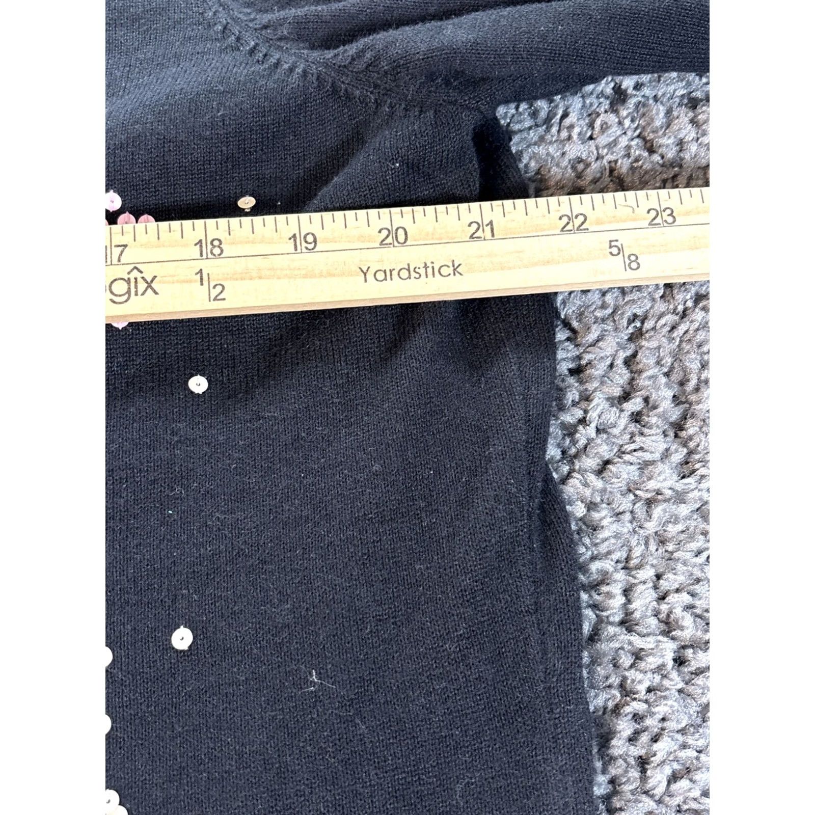 Velvet VINTAGE Michael Simon Christmas Cardigan Sweater Womens L Black Velvet Cotton Polyester Embroidered Round Neck Winter Snowman Holiday Womens 80s? Size L / US 10 / IT 46 - 3 Thumbnail