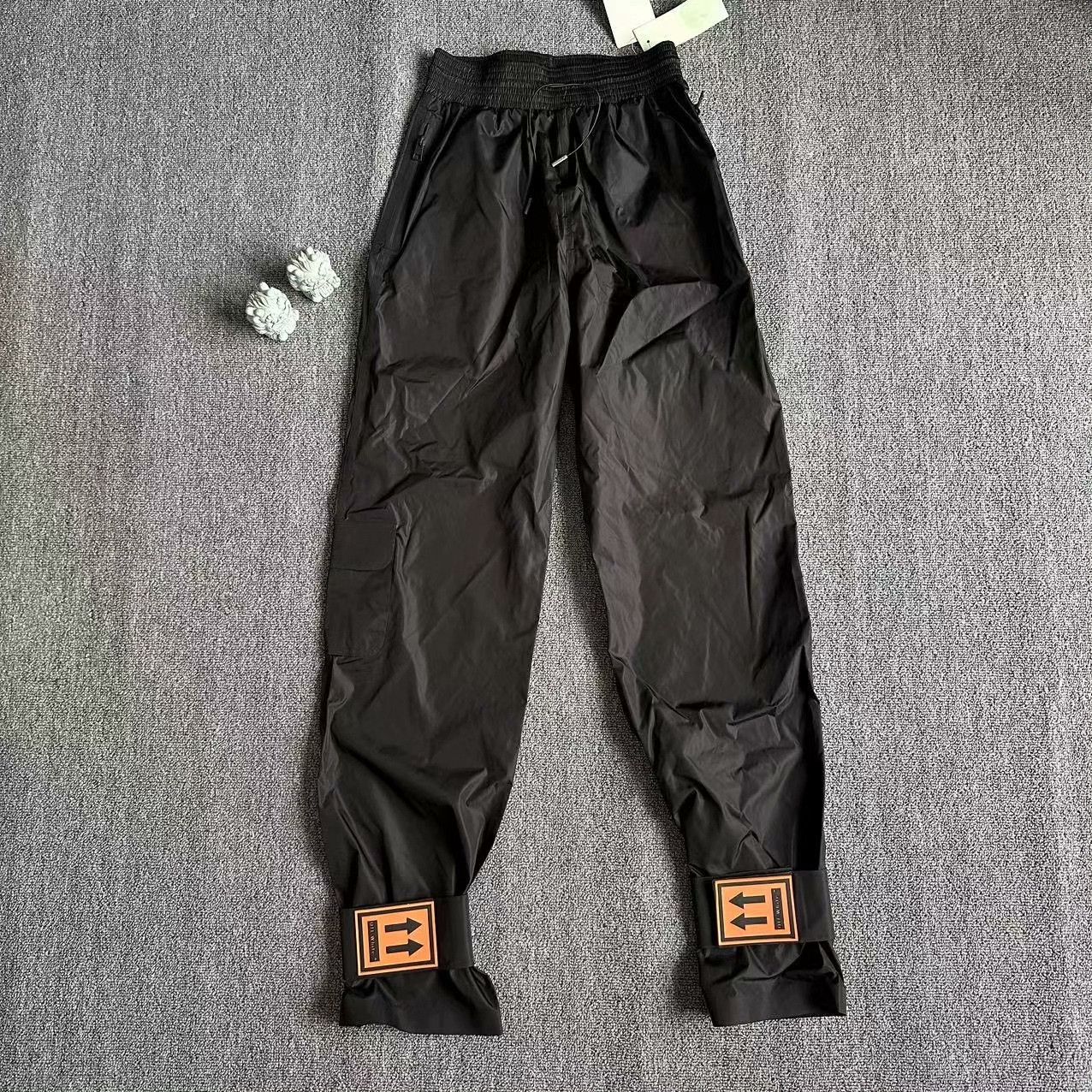 Off-White off-white nylon velcro long pants size 38 Size US 38 / EU 54 - 1 Thumbnail