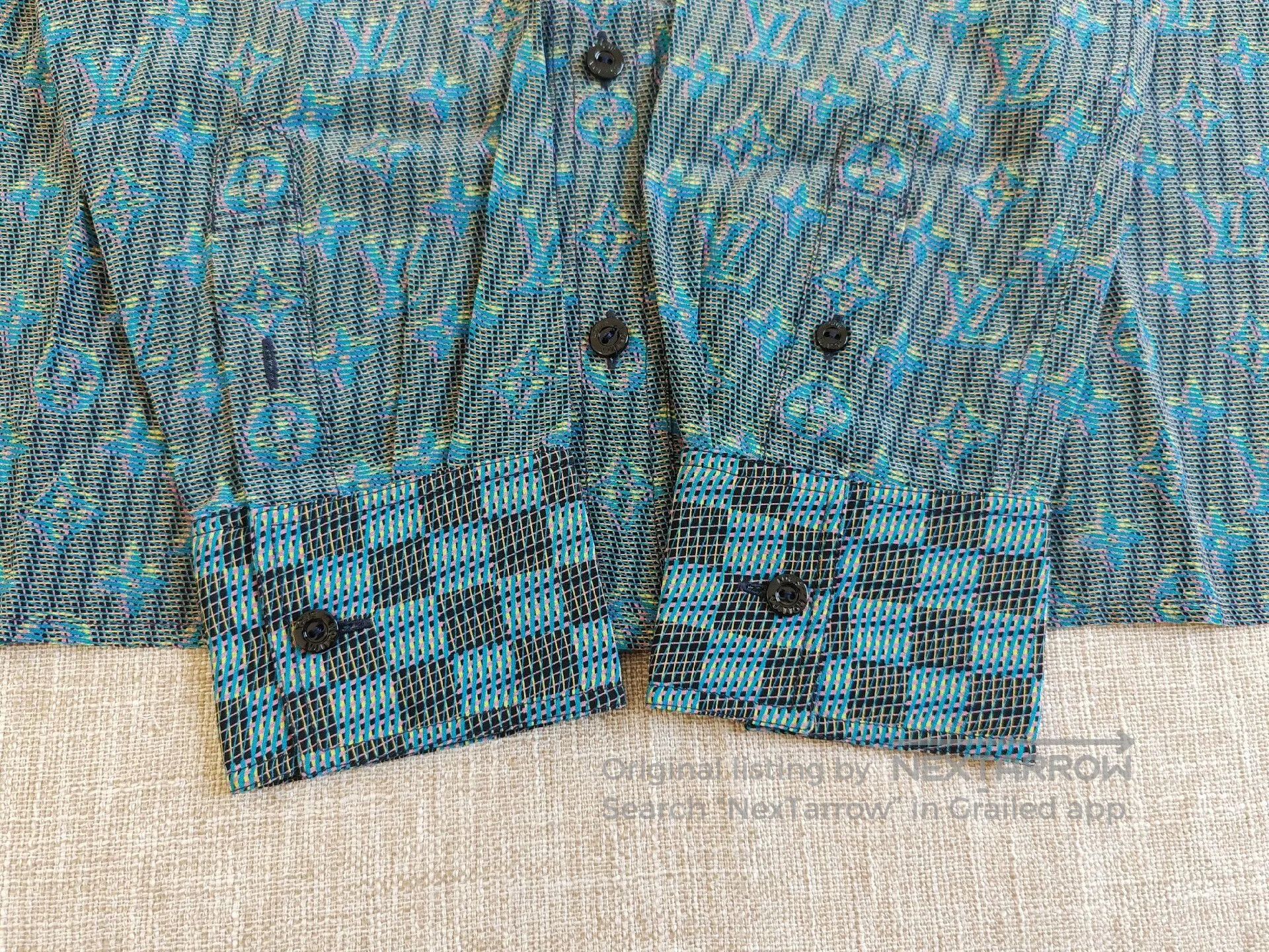 Louis Vuitton Louis Vuitton Women's Monogram Silk Shirt. Size XS / US 0-2 / IT 36-38 - 7 Thumbnail