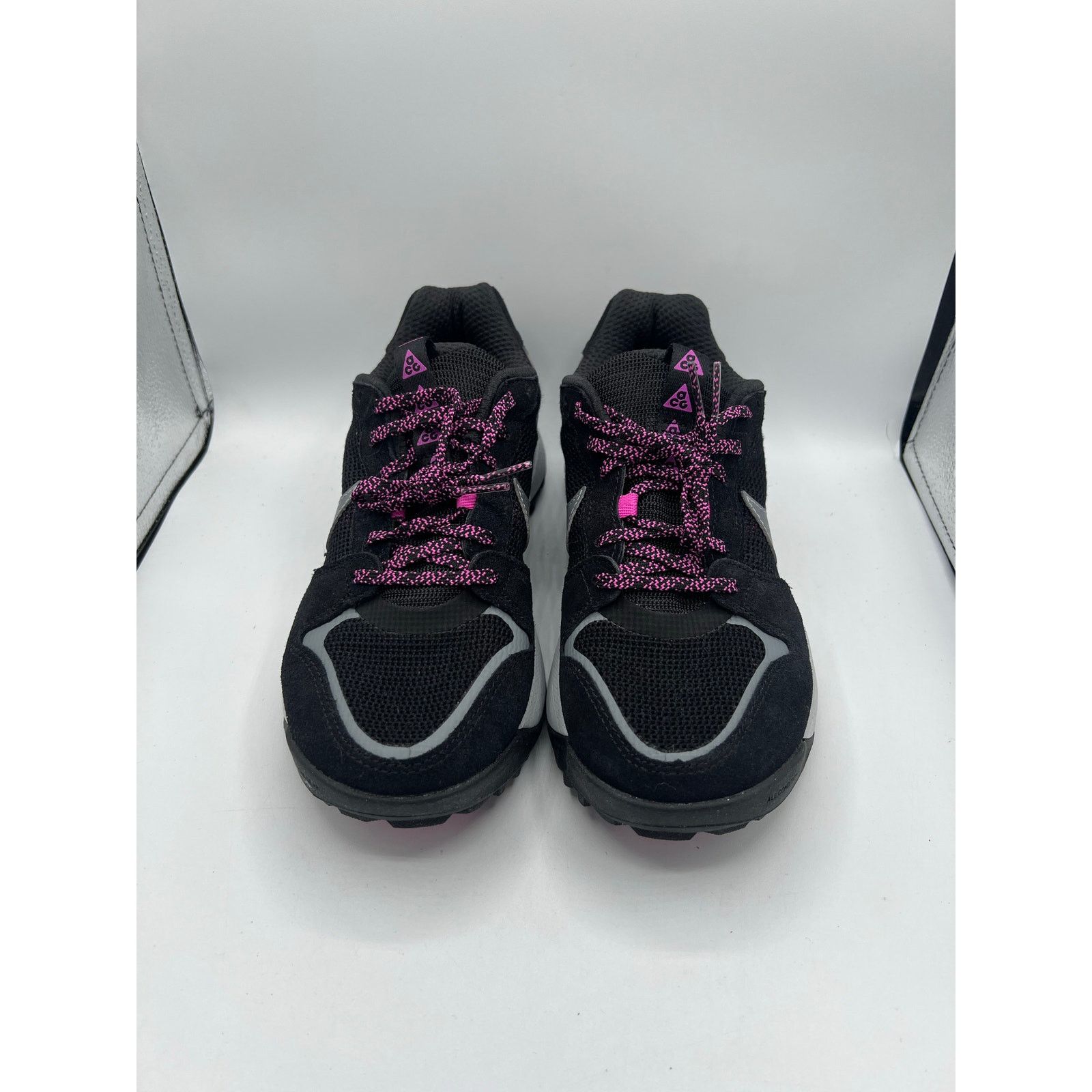 Nike Nike ACG Lowcate “Black Grey Hyper Violet” size 5 men/ Size US 6.5 / IT 36.5 - 2 Thumbnail