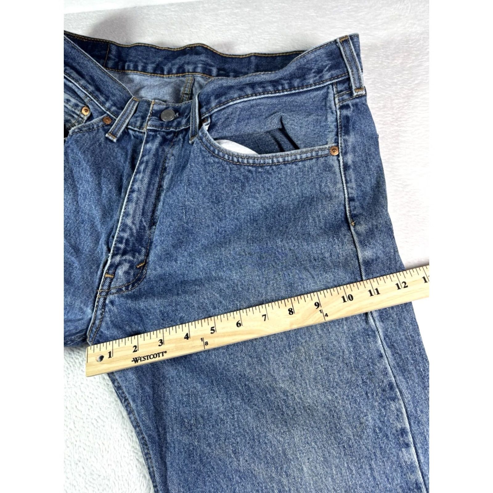 Levi's Levi's 505 Jeans Men's 36x29 Straight Leg Medium Wash Denim Workwear Cotton Jeans Regular Vintage: No Logo Button Zipper 5-Pocket 90s USA Cowboy Size US 36 / EU 52 - 6 Thumbnail