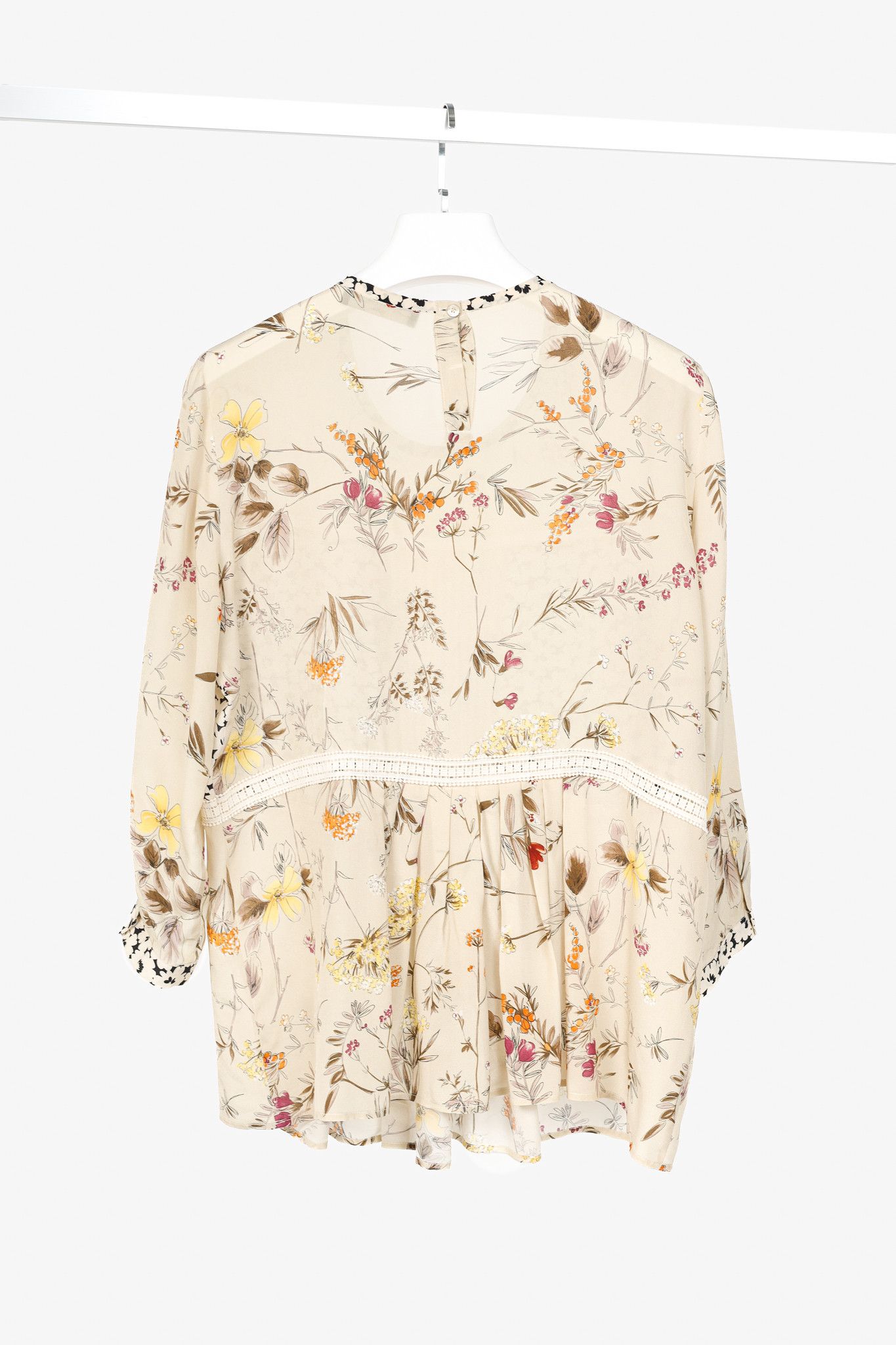 Weekend Max Mara Weekend Max Mara Beige Floral Silk Peplum Blouse Size L / US 10 / IT 46 - 2 Thumbnail