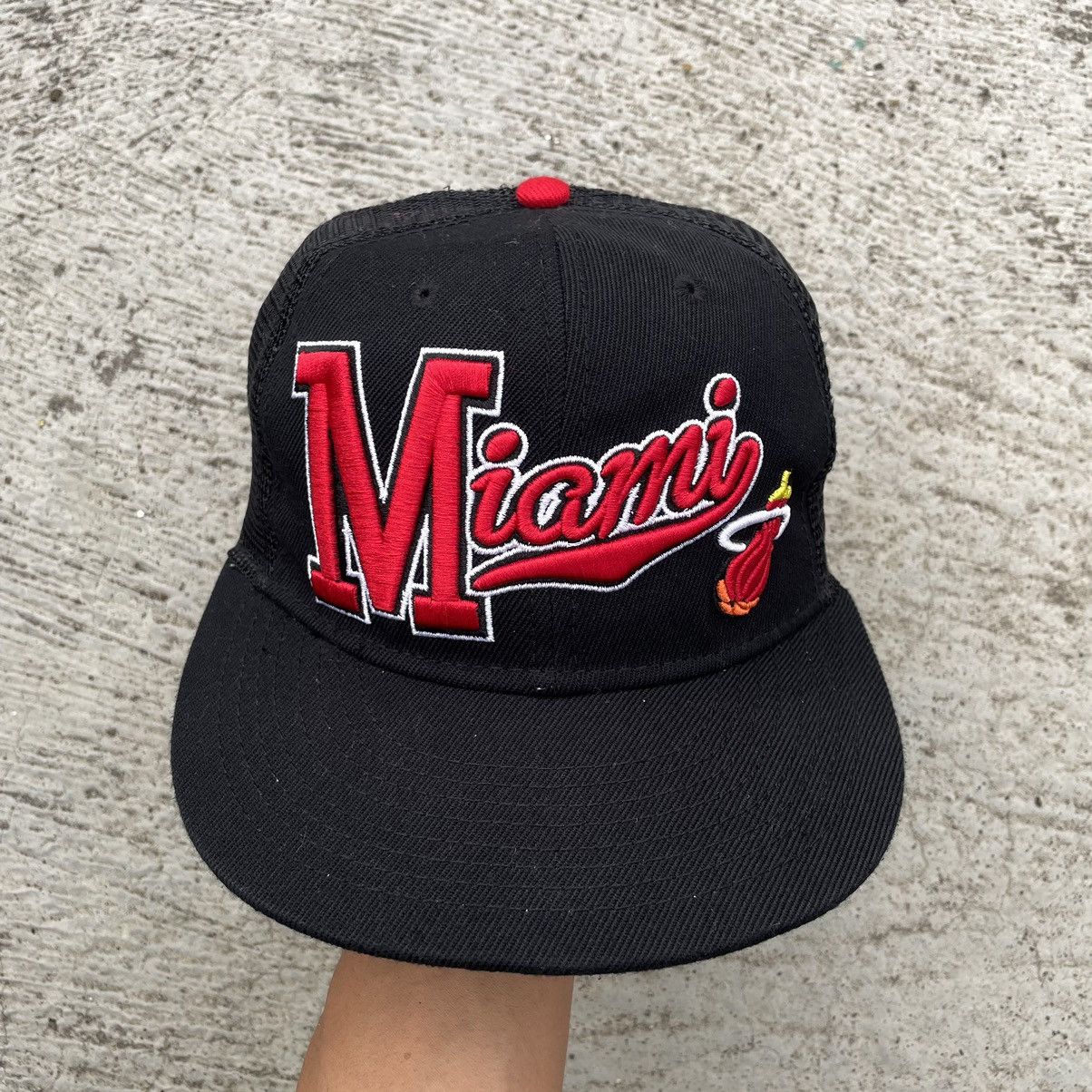 Miami Heat big logo hardwood classic