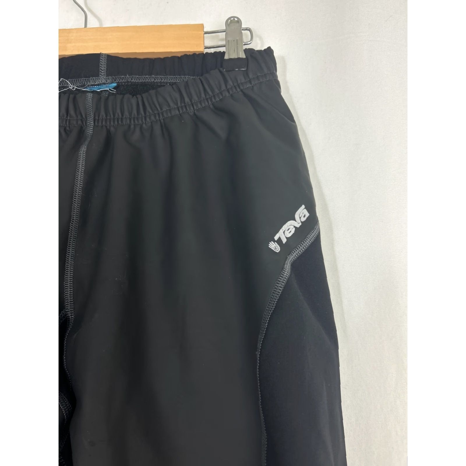Teva Teva Bermuda Shorts Mens Small Black Polyester 28x10 Drawstring Shirt? Size US 29 - 5 Thumbnail
