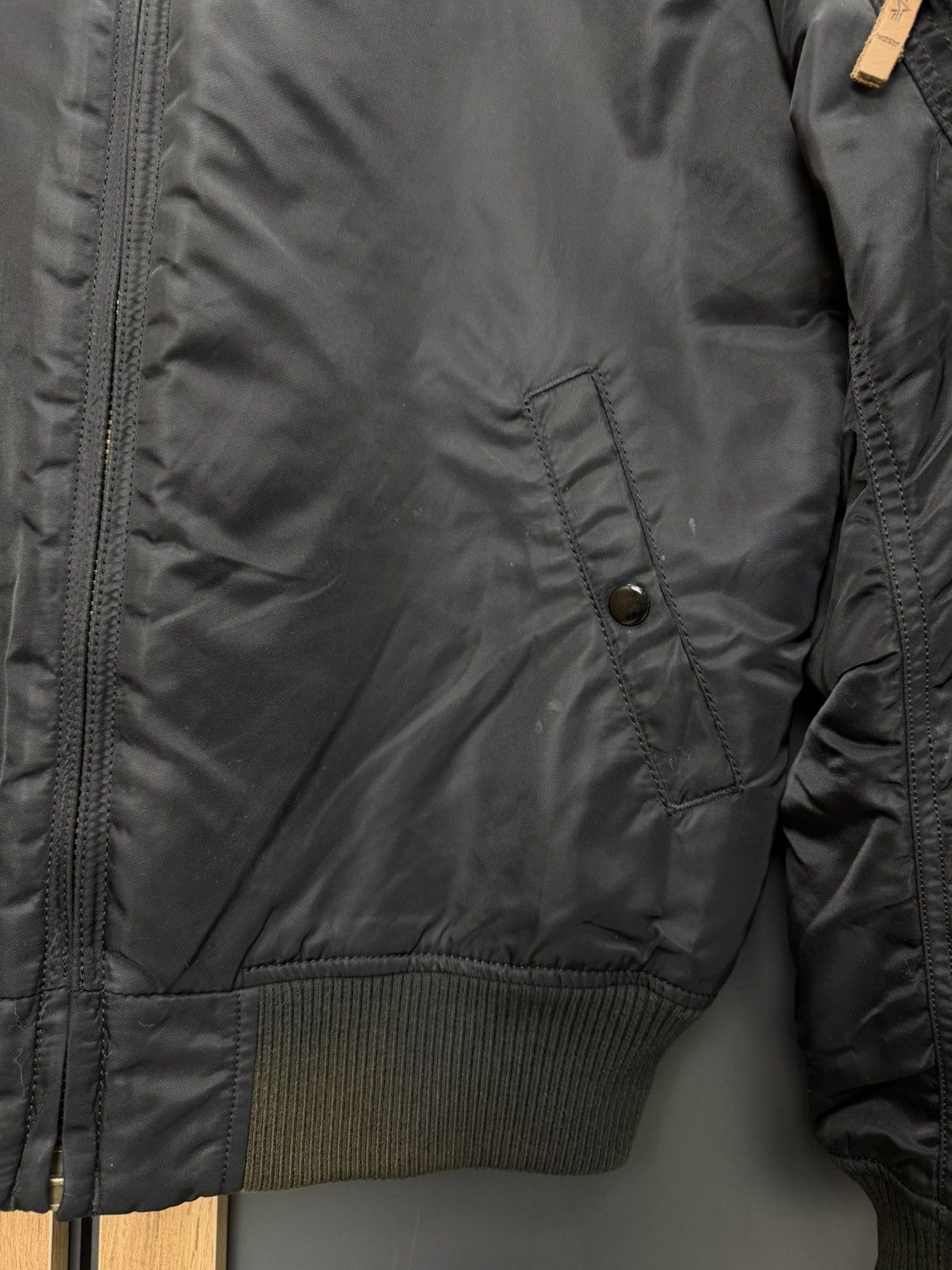 Alpha Industries Alpha Industries MA-1 Flight Bomber Jacket Black L Size US L / EU 52-54 / 3 - 4 Thumbnail