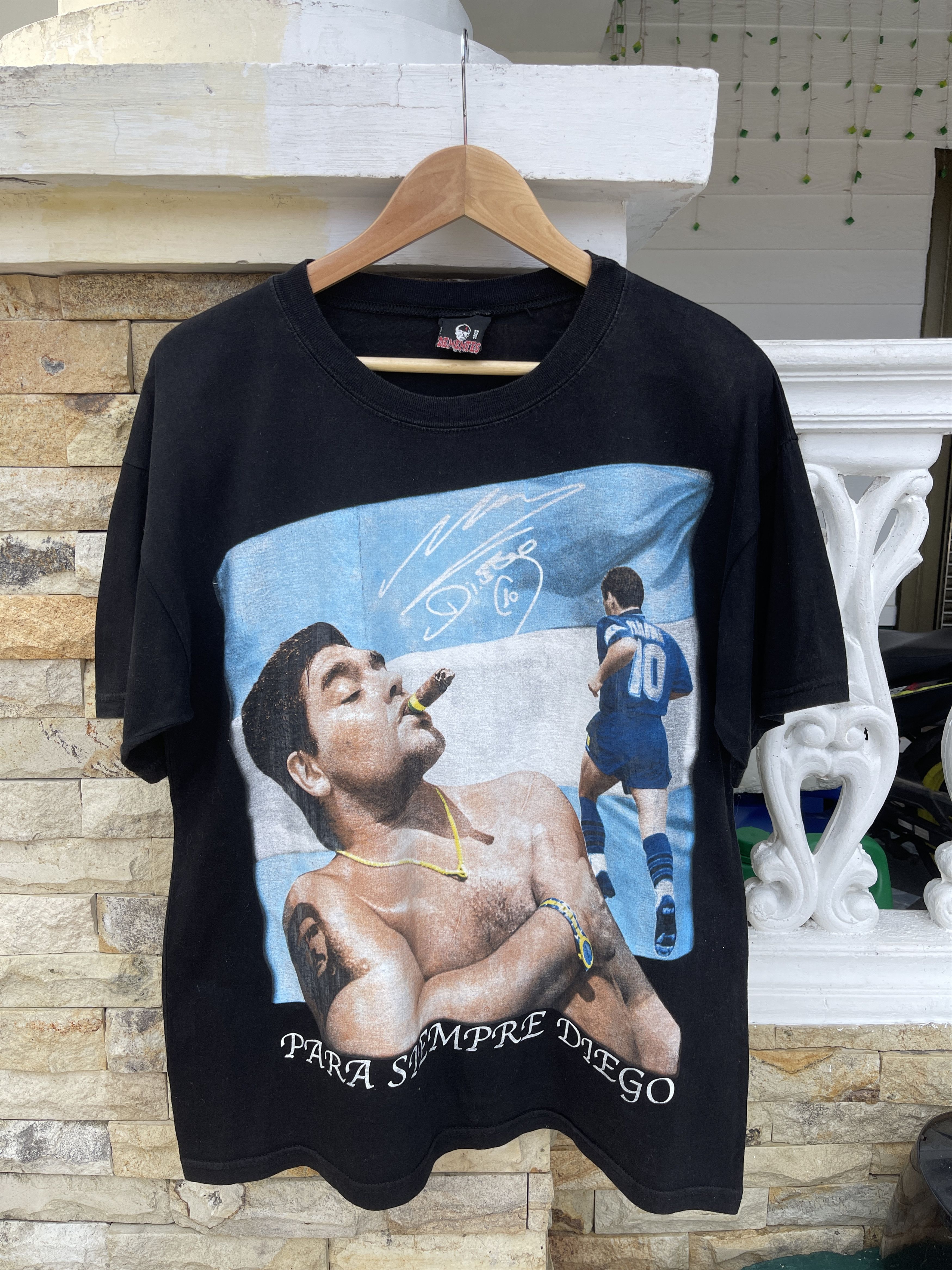 Rap Tees Last Drop🔥Rare🔥Vtg Diego Maradona Bootleg Rap Tees T-Shirt Size US L / EU 52-54 / 3 - 1 Thumbnail