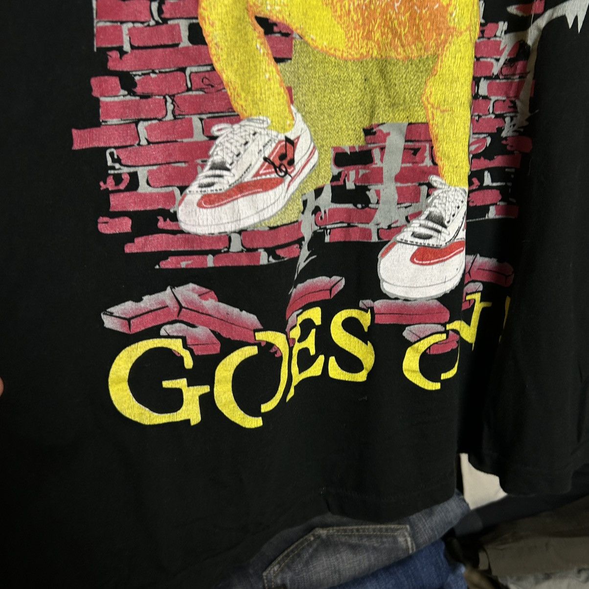 Band Tees Vintage Whispers And The Beat Goes On 90’s band tee Size US XL / EU 56 / 4 - 4 Thumbnail
