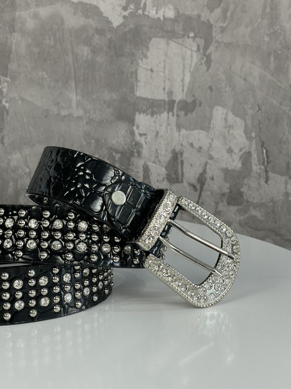 Seditionaries × Vintage Vintage Avant Garde Faux Leather Rhinestones Belt Size ONE SIZE - 2 Thumbnail