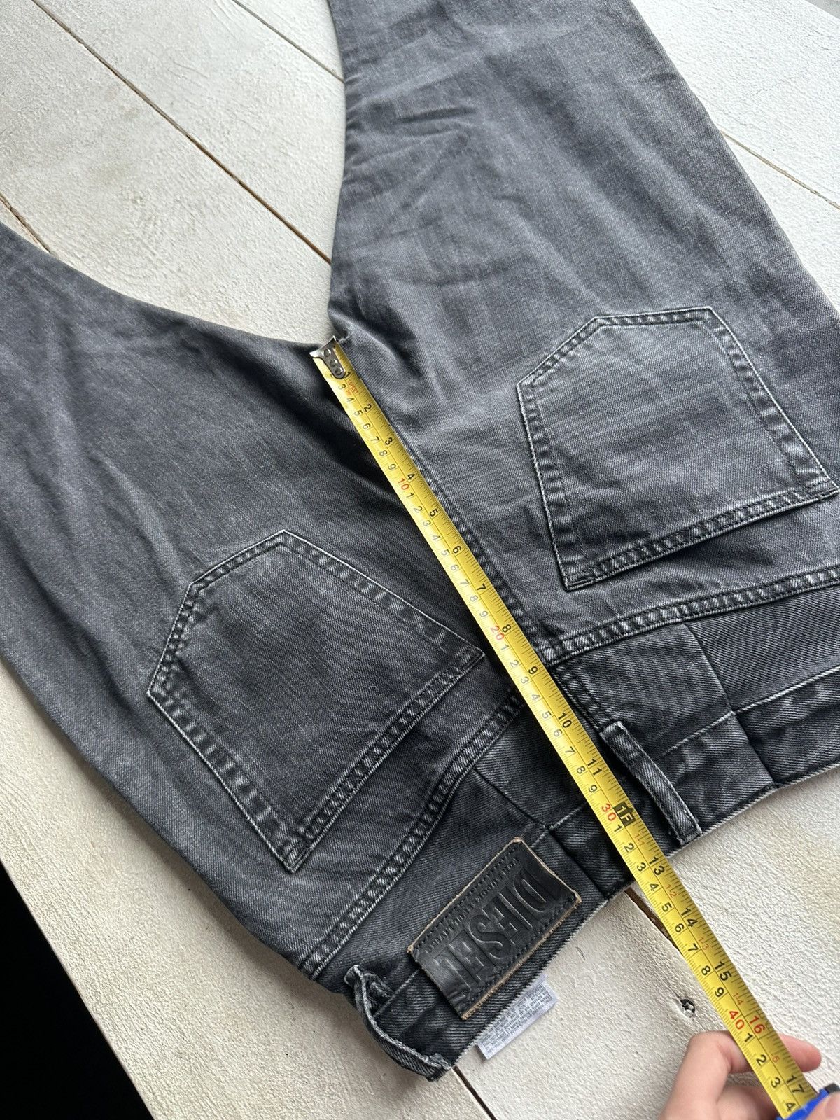 Diesel 🚨Gothic Diesel Regular Slim relax Flared Jeans Womens Size 26" / US 2 / IT 38 - 18 Thumbnail