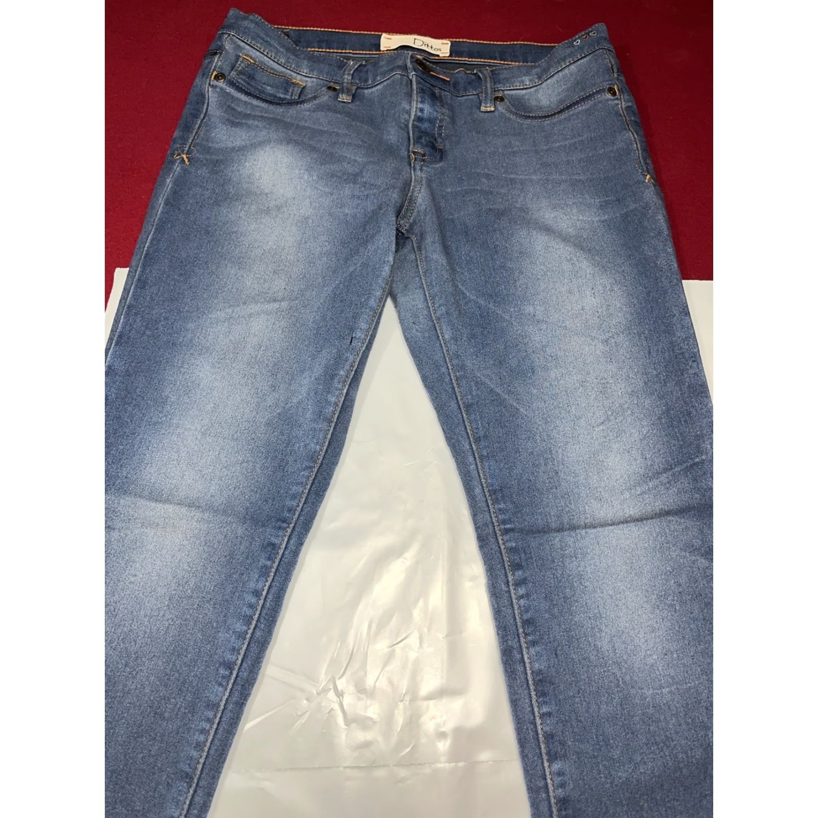 Vintage Dittos Jeans Slim Women 28 Light Wash Back Pockets Rayon Polyester ZIP Soft Stretchy Zip Jeans Women’s Size 28" / US 6 / IT 42 - 2 Thumbnail