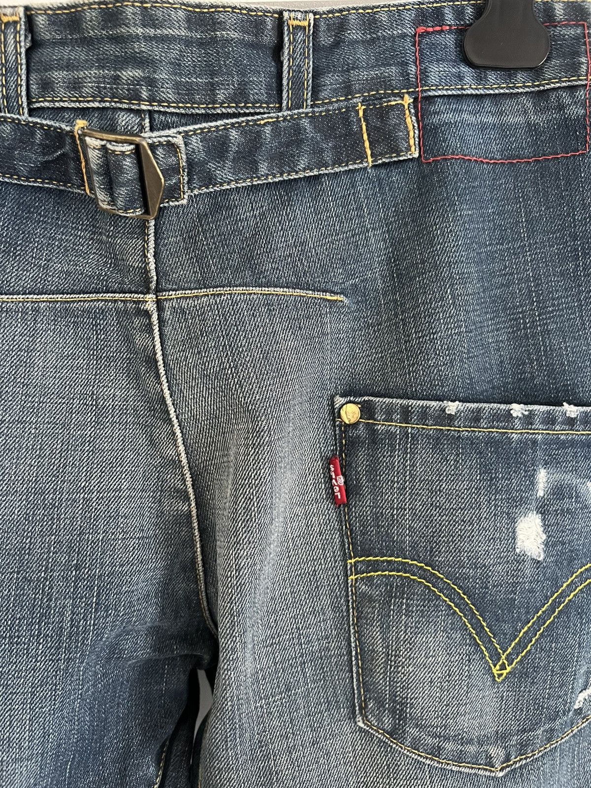Levi's Rare levis engineered cinch back deadstock w29 l32 Size US 29 - 5 Thumbnail