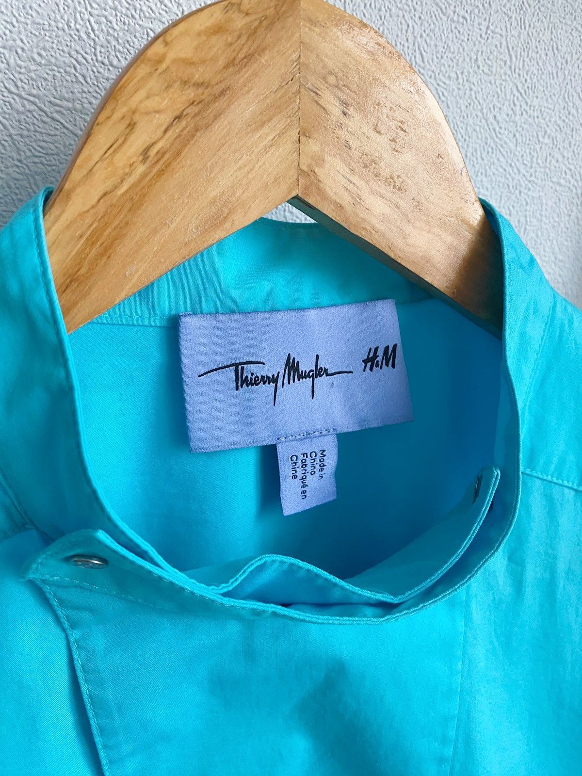 H&M × Mugler × Thierry Mugler Mugler x H&M Double-breasted Poplin Shirt Size М Size US M / EU 48-50 / 2 - 11 Thumbnail