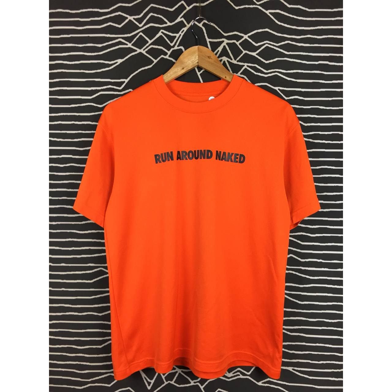 Nike Nike Air Run Around Naked Sportswear Tee Size US L / EU 52-54 / 3 - 6 Thumbnail