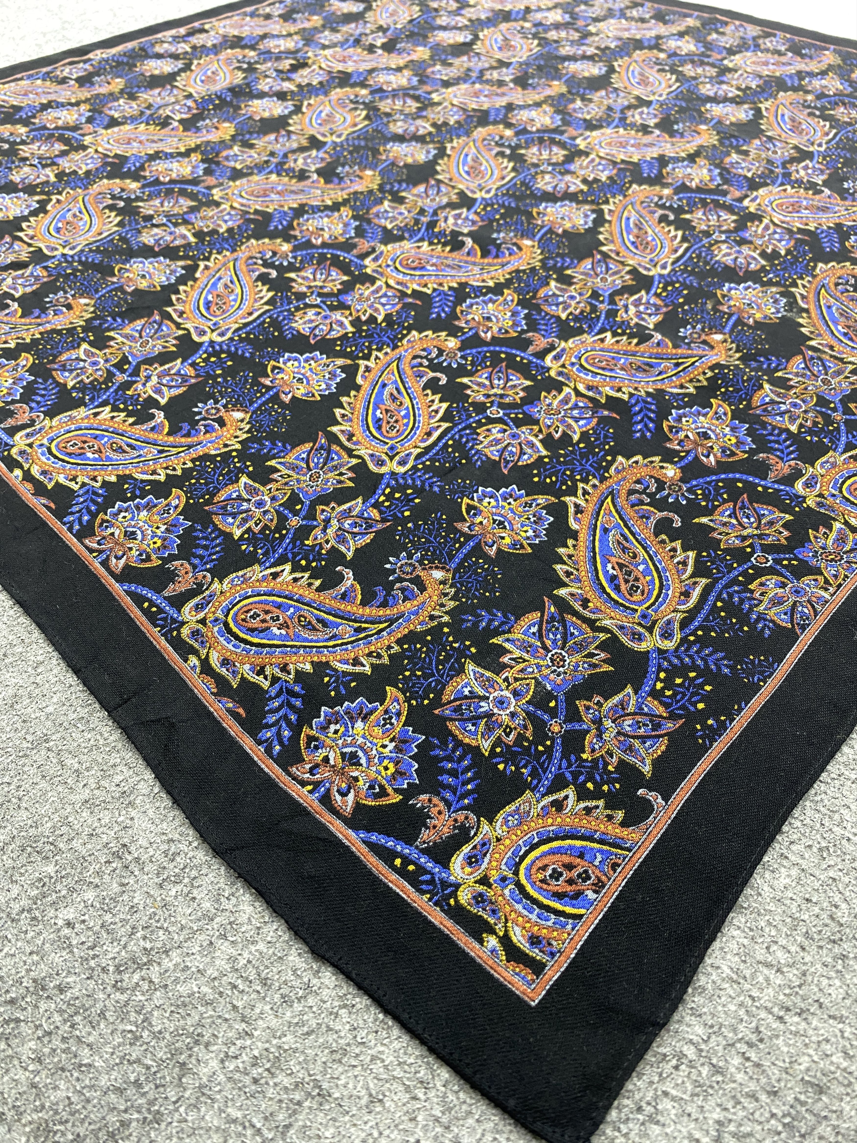 Vintage Paisley Wool Scarf Shawl Babushka head Scarf SN0045 Size ONE SIZE - 4 Thumbnail