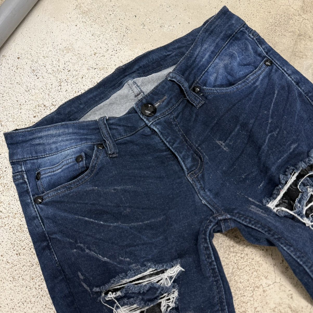 Japanese Brand Slim Skinny Fit Distressed Design Pants Size 24" / US 00 / IT 34 - 7 Thumbnail