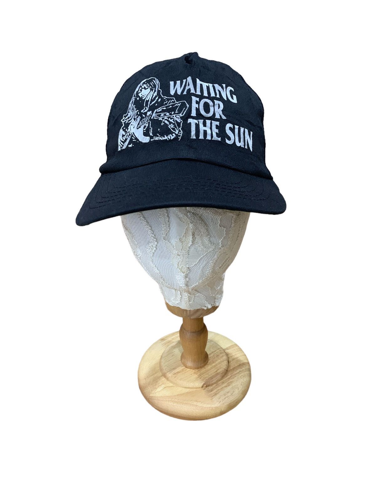 Hysteric Glamour HYSTERIC GLAMOUR WAITING FOR THE SUN TRUCKER CAP HAT Size ONE SIZE - 1 Thumbnail