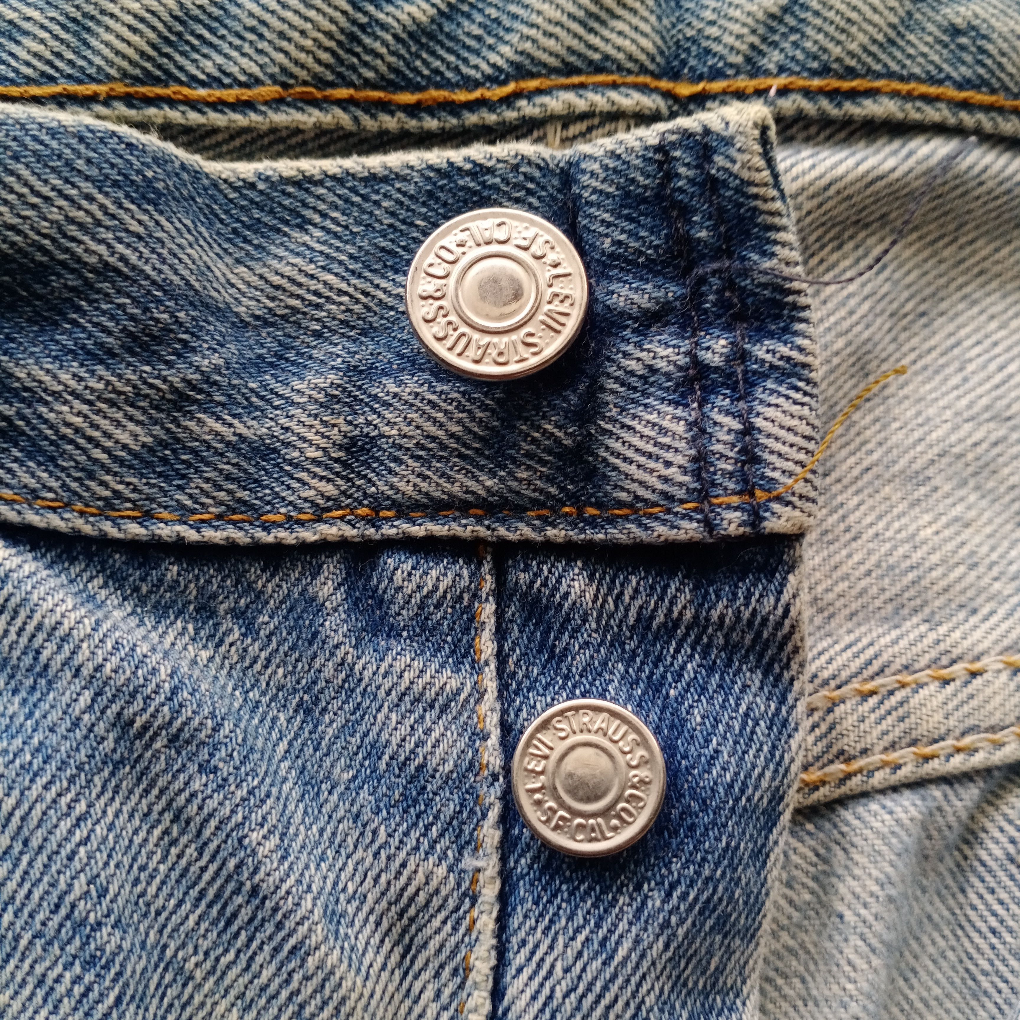 Levi's Vintage Clothing Vintage 80s 90s Levis 501 USA cut off distressed jeans Size US 34 / EU 50 - 4 Thumbnail